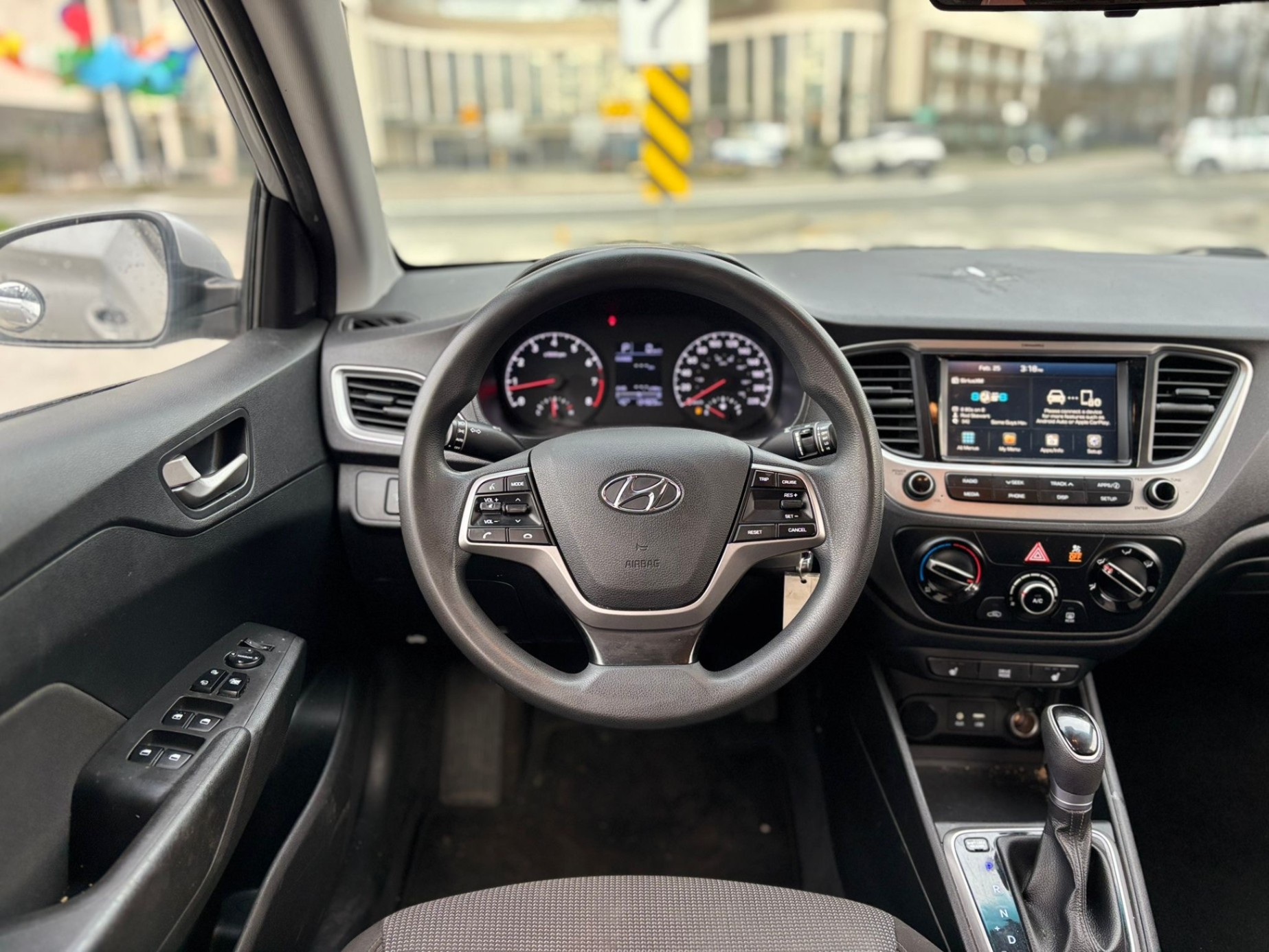 /canwestautoinc/2018-Hyundai-Accent-33693657581097347.jpg
