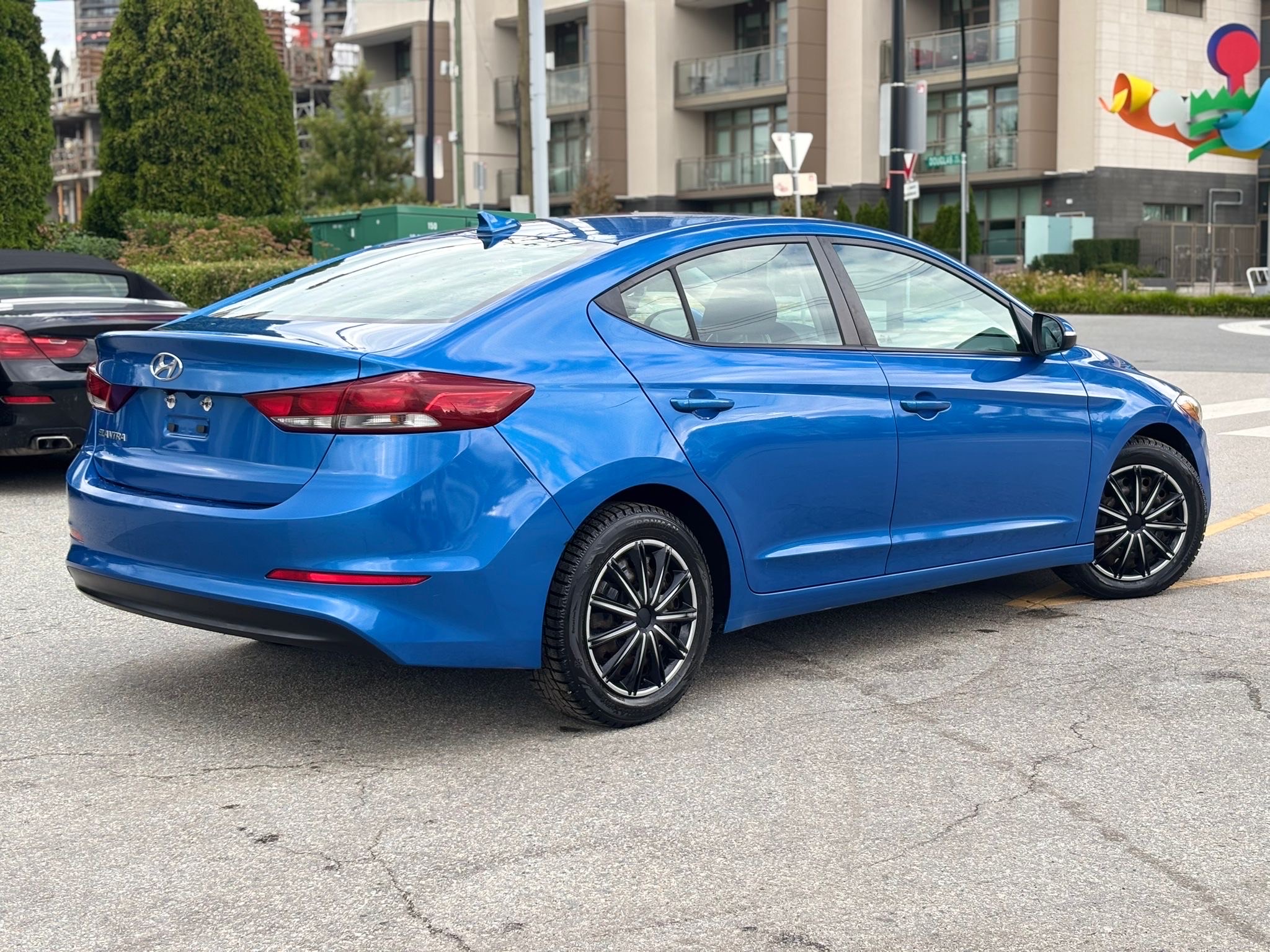 /canwestautoinc/2018-Hyundai-Elantra-4364386120403396.jpg