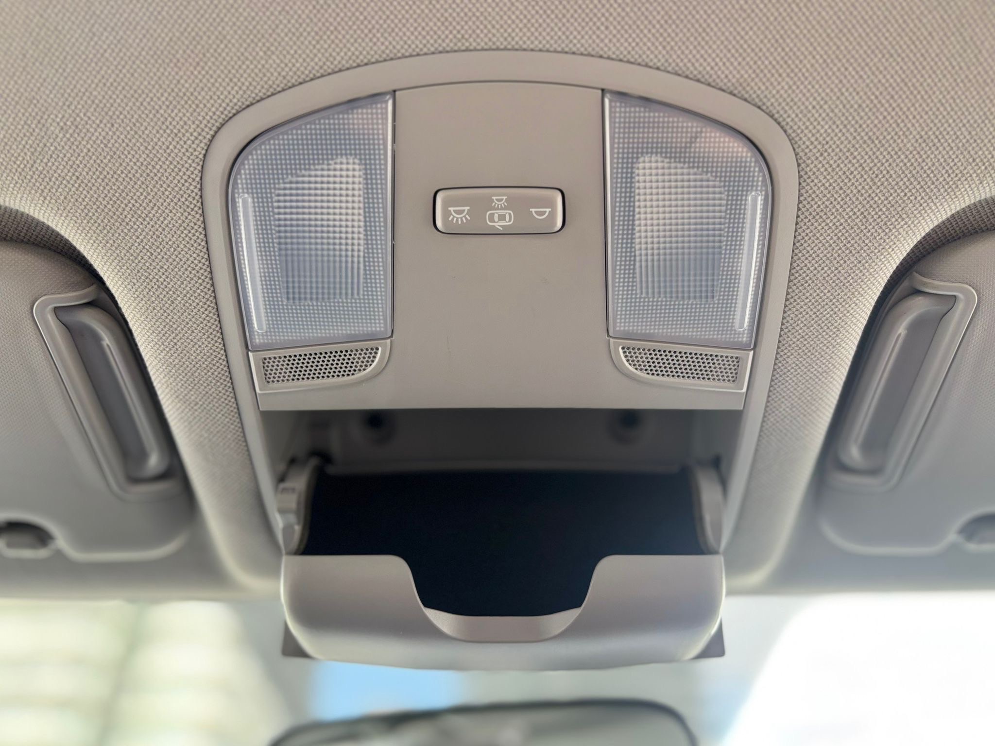 /canwestautoinc/2018-Hyundai-Elantra-5351560578716006.jpg