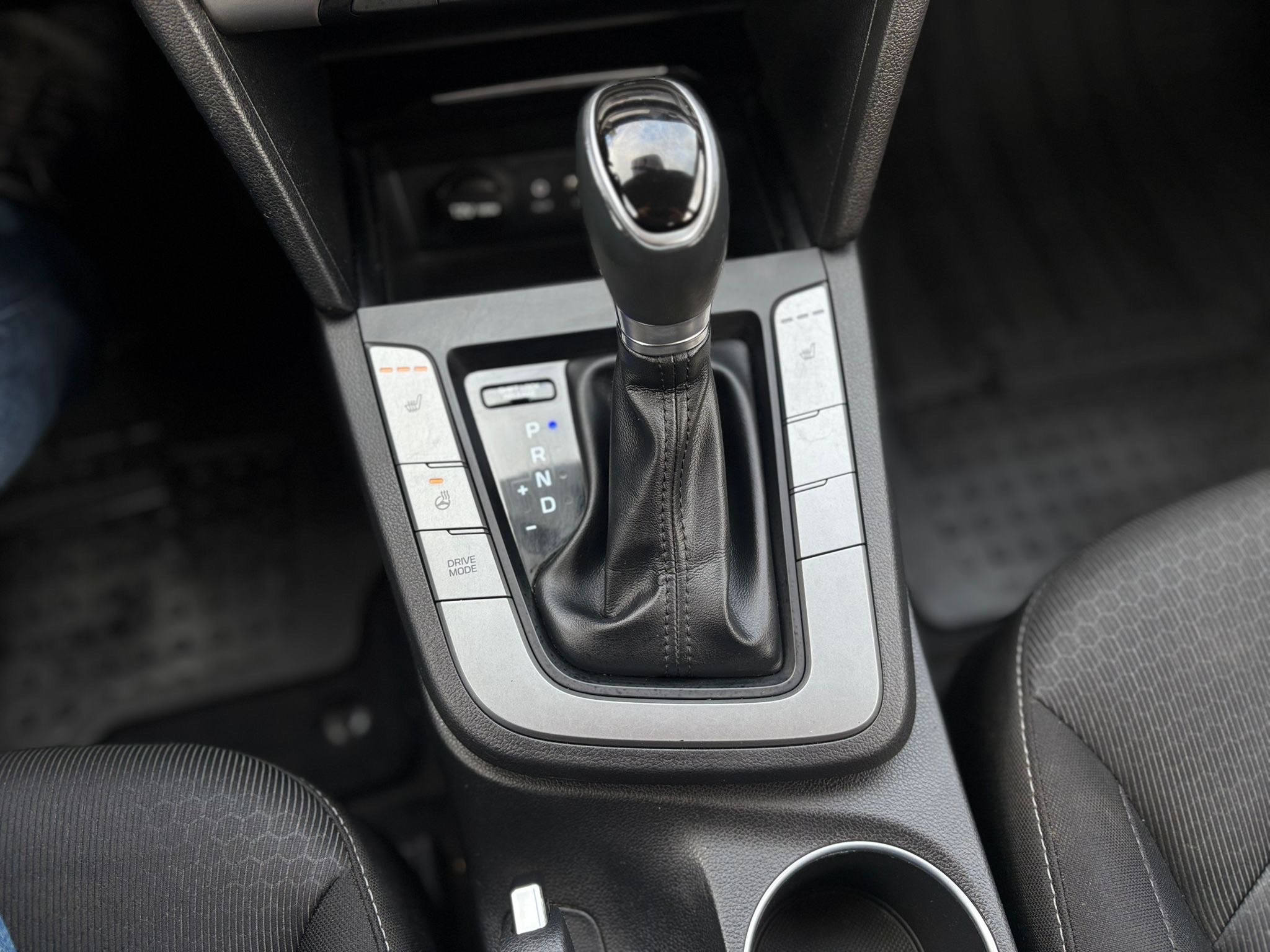 /canwestautoinc/2018-Hyundai-Elantra-6283982997734636.jpg
