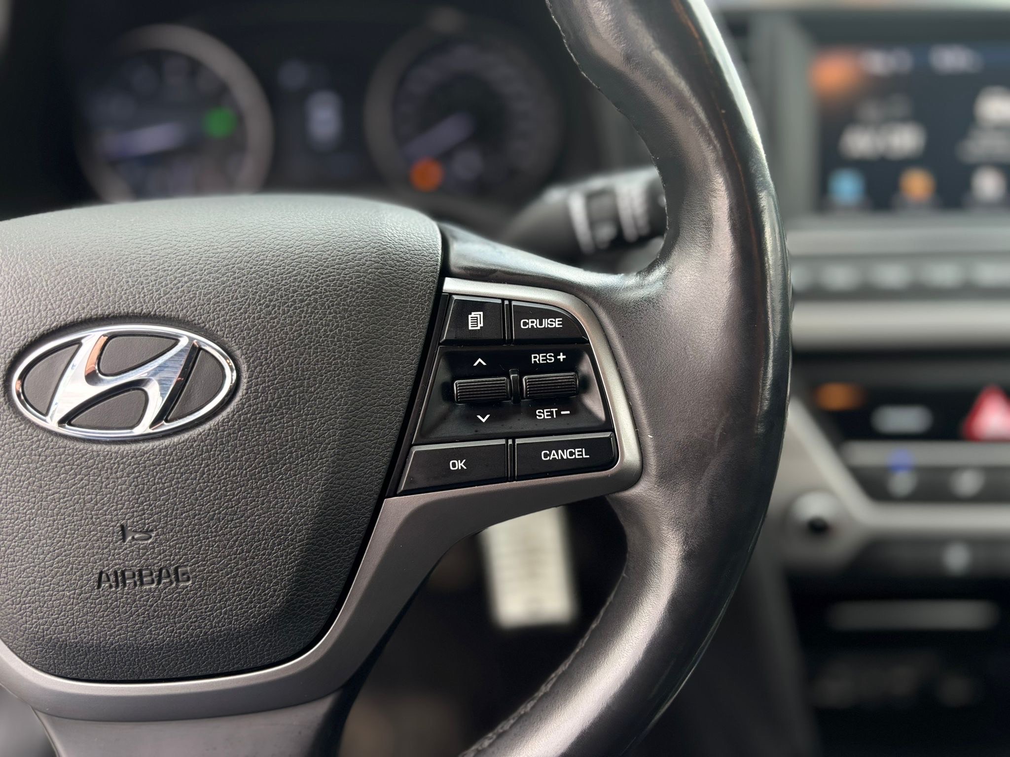 /canwestautoinc/2018-Hyundai-Elantra-6474616149875212.jpg