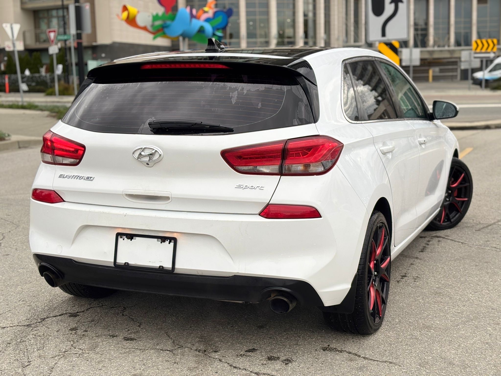 /canwestautoinc/2018-Hyundai-ElantraGT-034729281494986.jpg