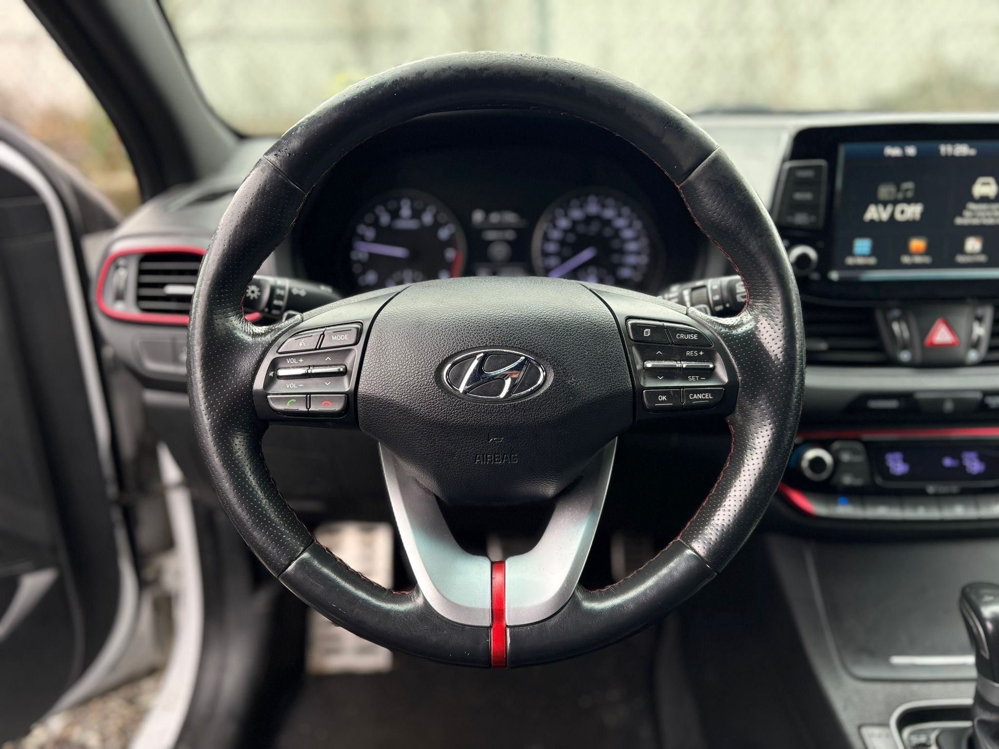 /canwestautoinc/2018-Hyundai-ElantraGT-07751772094571718.jpg