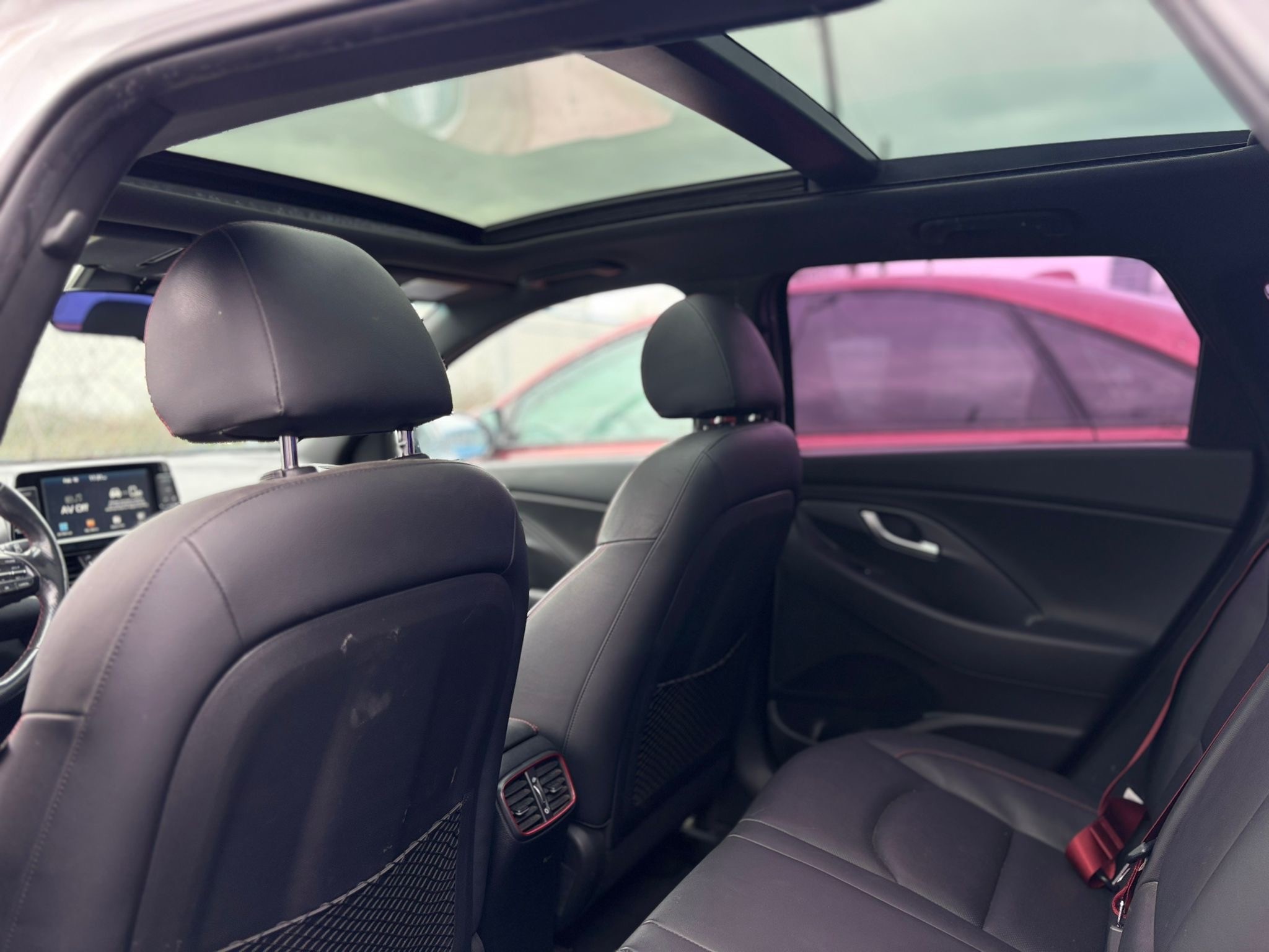 /canwestautoinc/2018-Hyundai-ElantraGT-2977146290486432.jpg