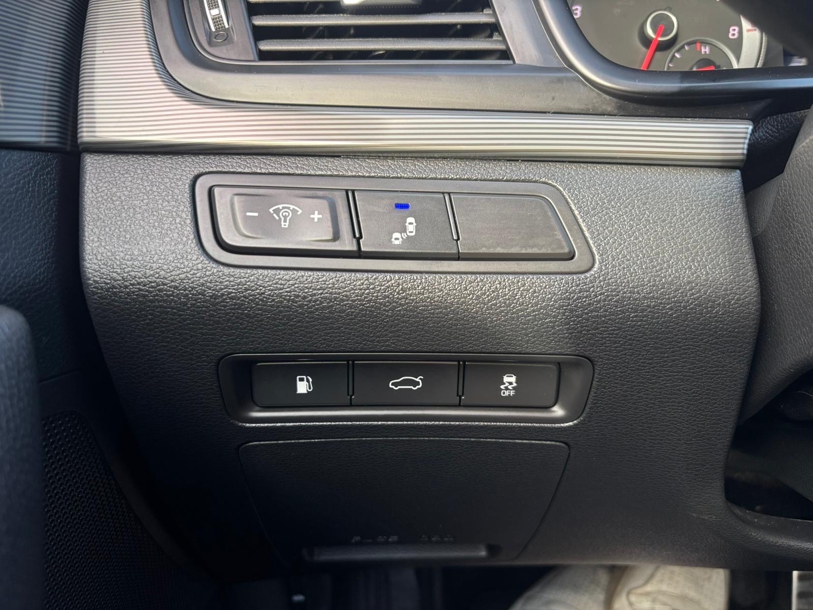 /canwestautoinc/2018-Hyundai-Sonata-4442698003627086.jpg