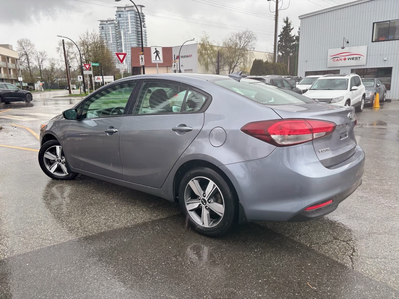 /canwestautoinc/2018-Kia-Forte-8309217135684421.jpg