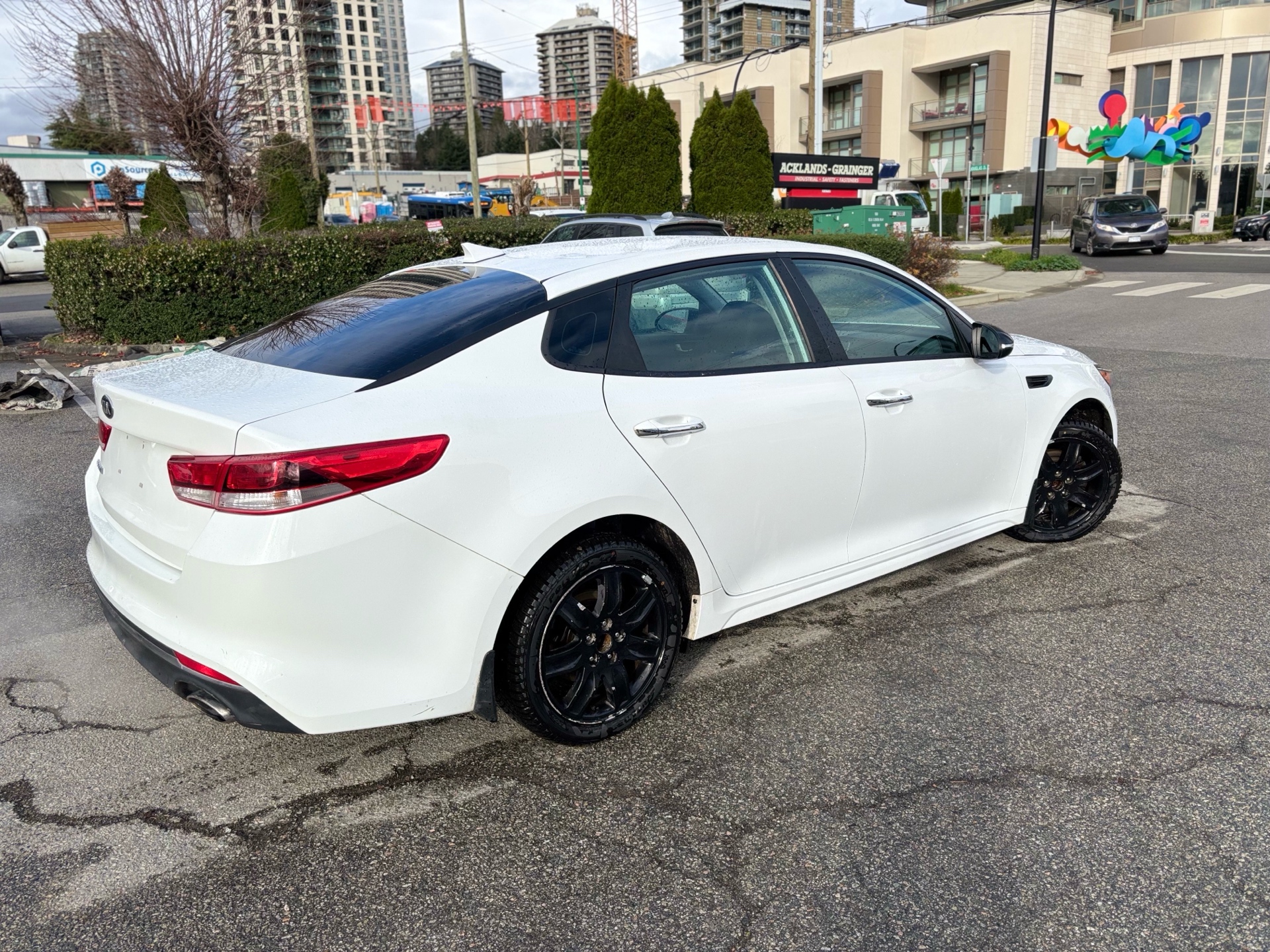 /canwestautoinc/2018-Kia-Optima-962212623414427.jpg