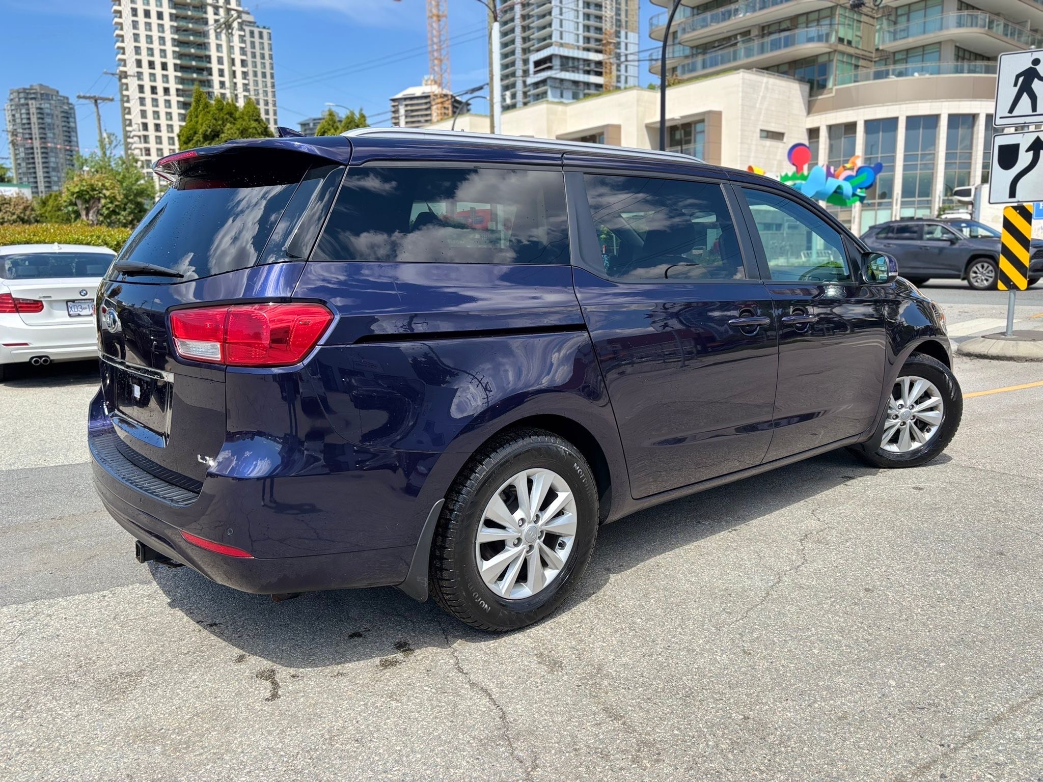 /canwestautoinc/2018-Kia-Sedona-6815213963844304.jpg