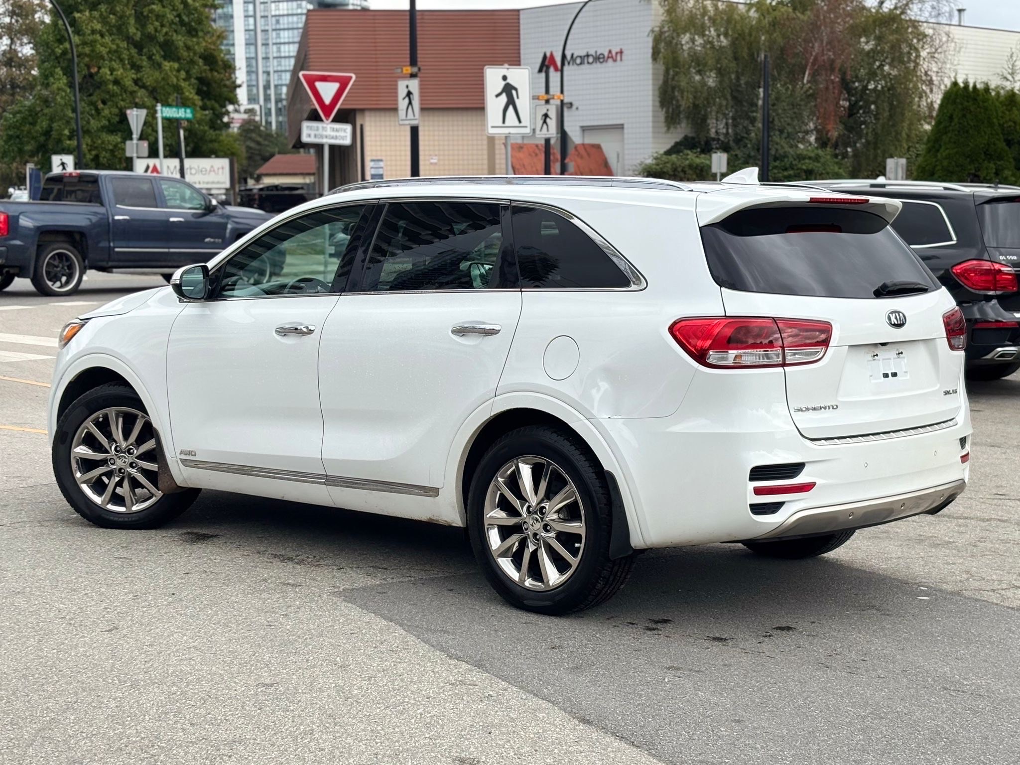 /canwestautoinc/2018-Kia-Sorento-6036009996067657.jpg