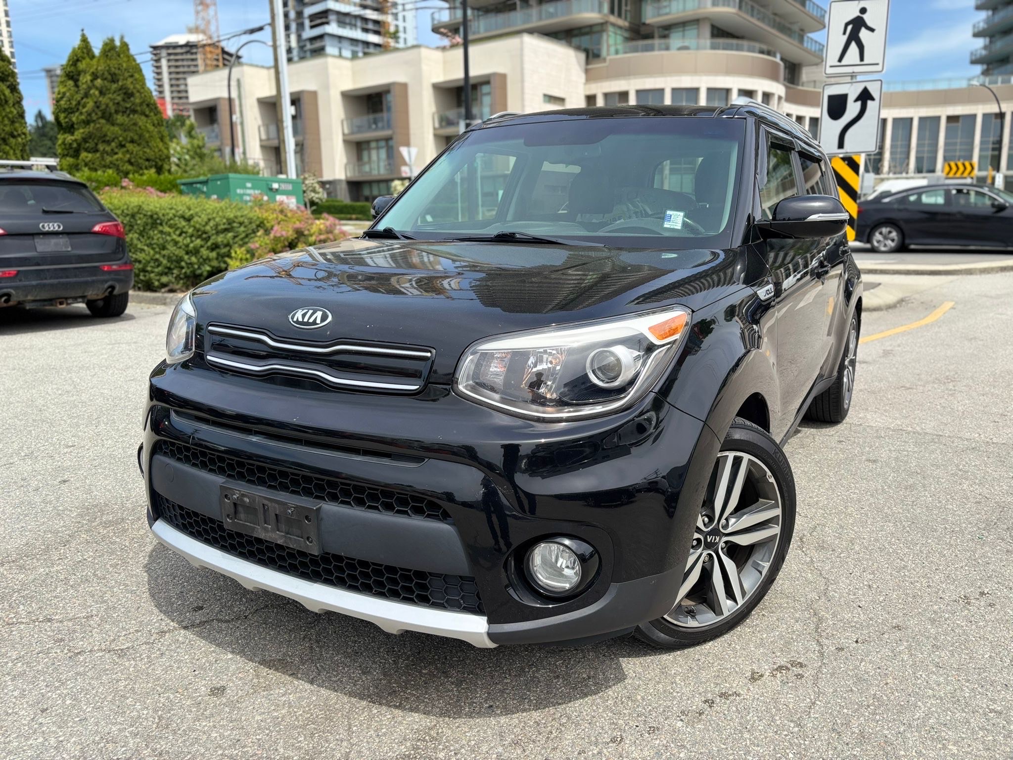 /canwestautoinc/2018-Kia-Soul-8299355860718252.jpg