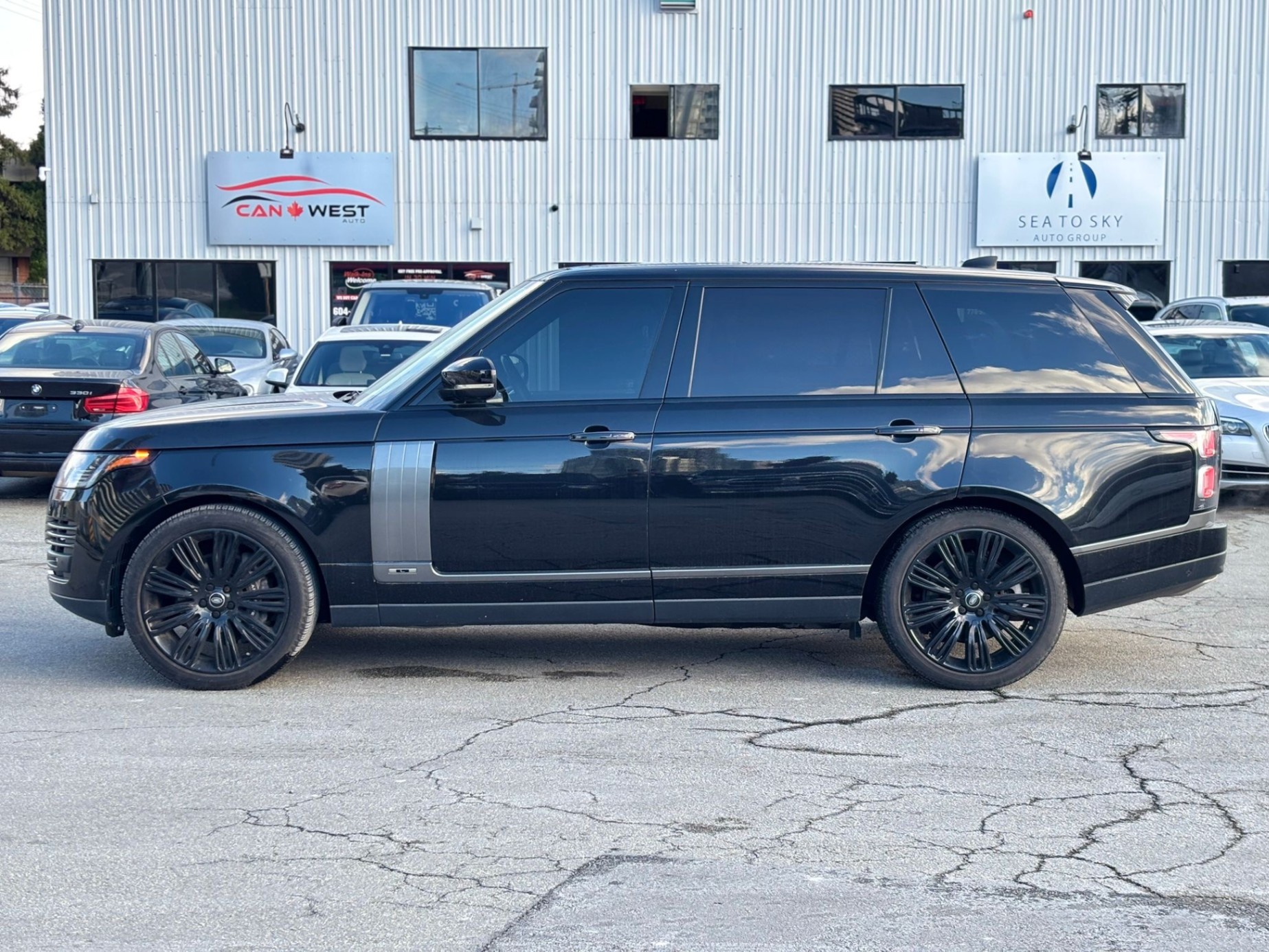 /canwestautoinc/2018-LandRover-RangeRover-4291043403059627.jpg