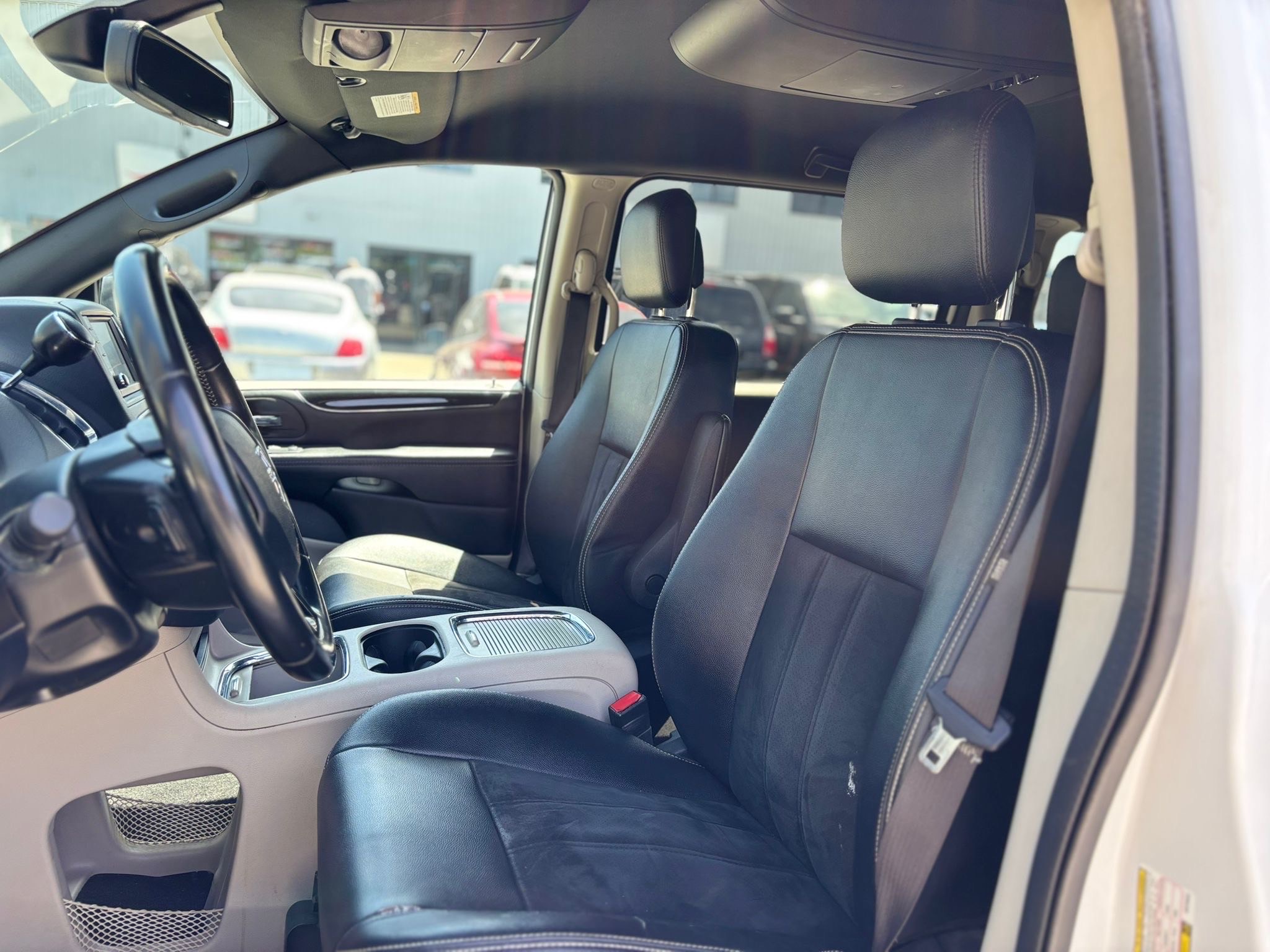 /canwestautoinc/2019-Dodge-GrandCaravan-31580560380066136.jpg
