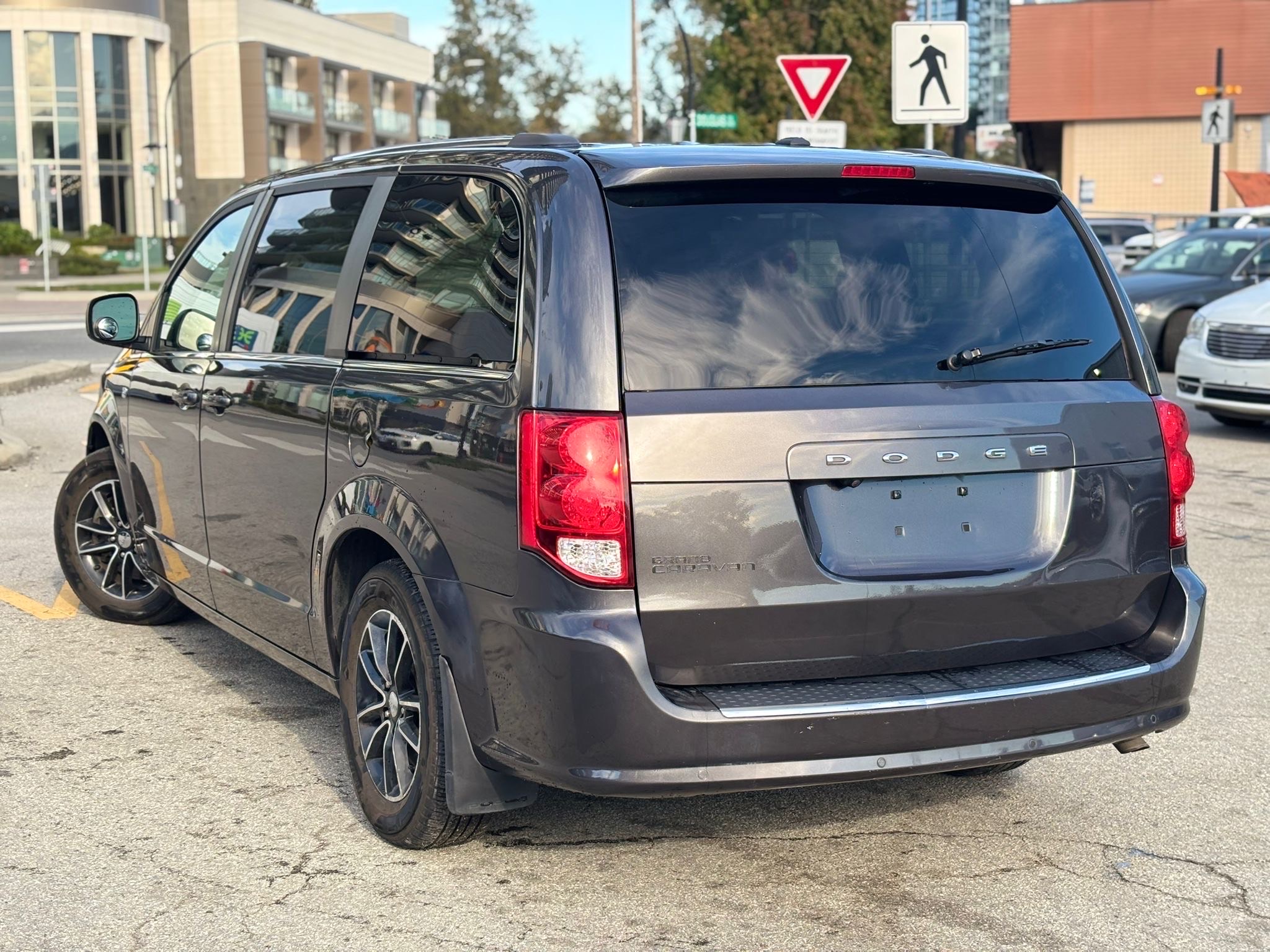 /canwestautoinc/2019-Dodge-GrandCaravan-47677209401355247.jpg