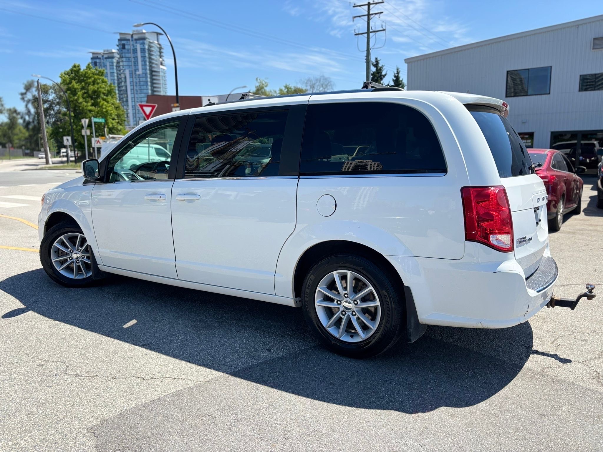 /canwestautoinc/2019-Dodge-GrandCaravan-5219970931485005.jpg
