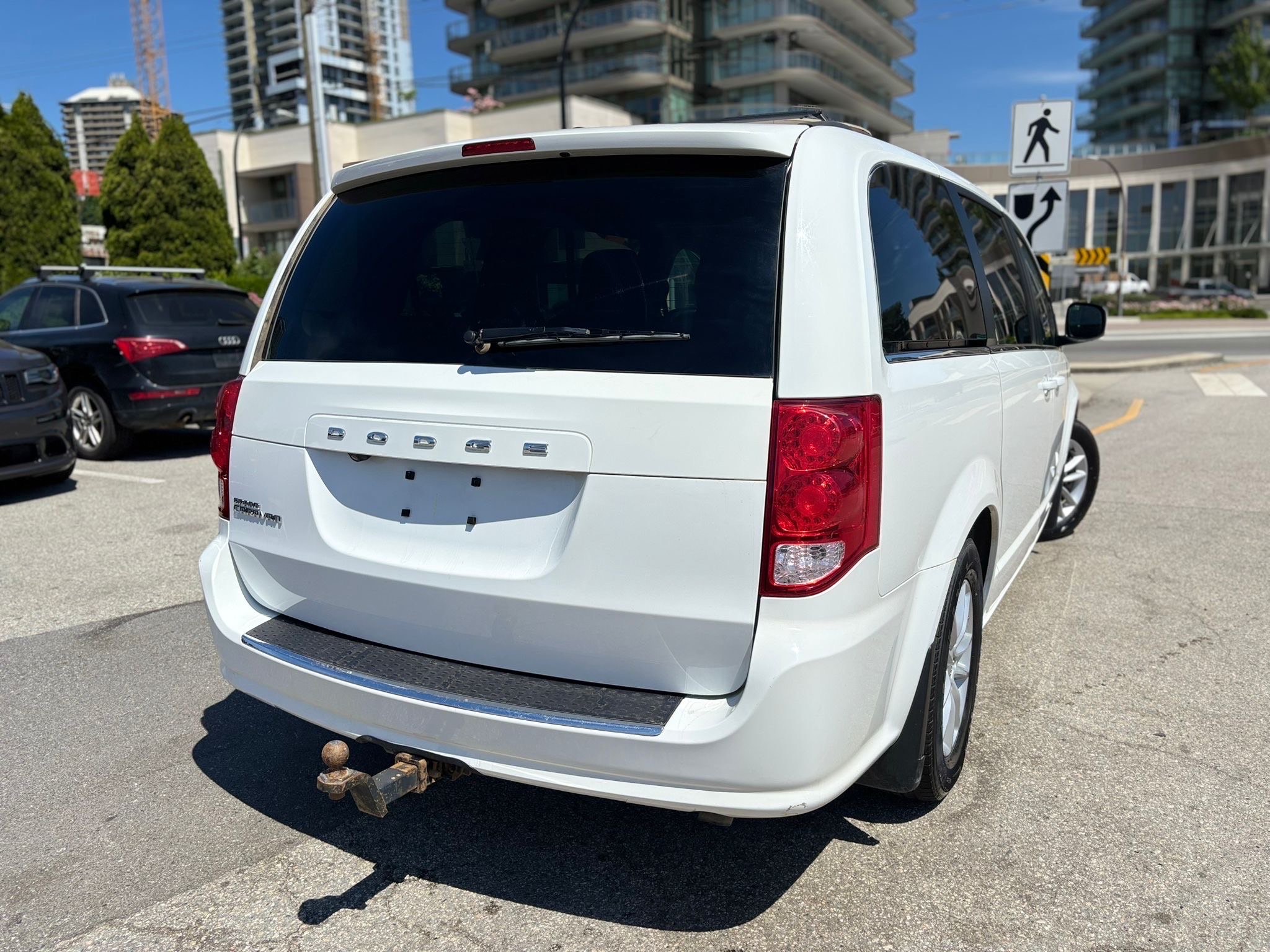 /canwestautoinc/2019-Dodge-GrandCaravan-7270418540322405.jpg
