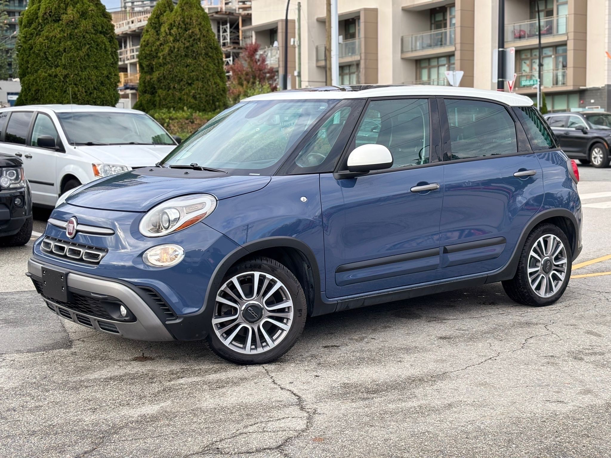 /canwestautoinc/2019-FIAT-500L-20580546557581347.jpg