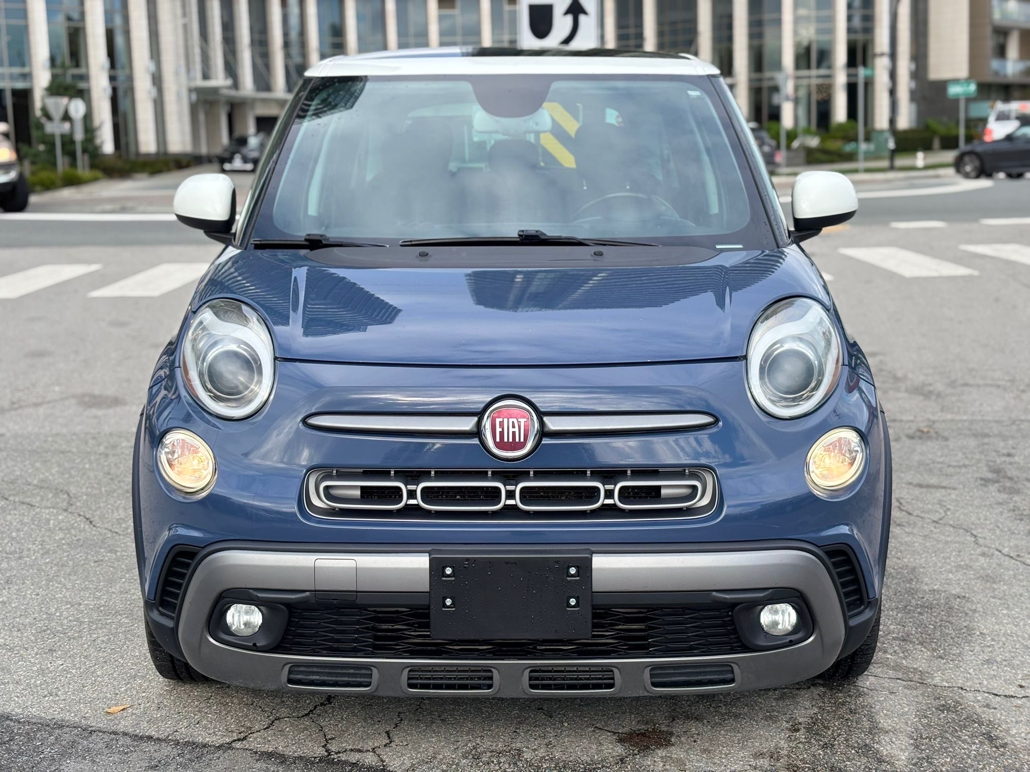 Voxcar FIAT 500L HATCHBACK in Blue, VANCOUVER