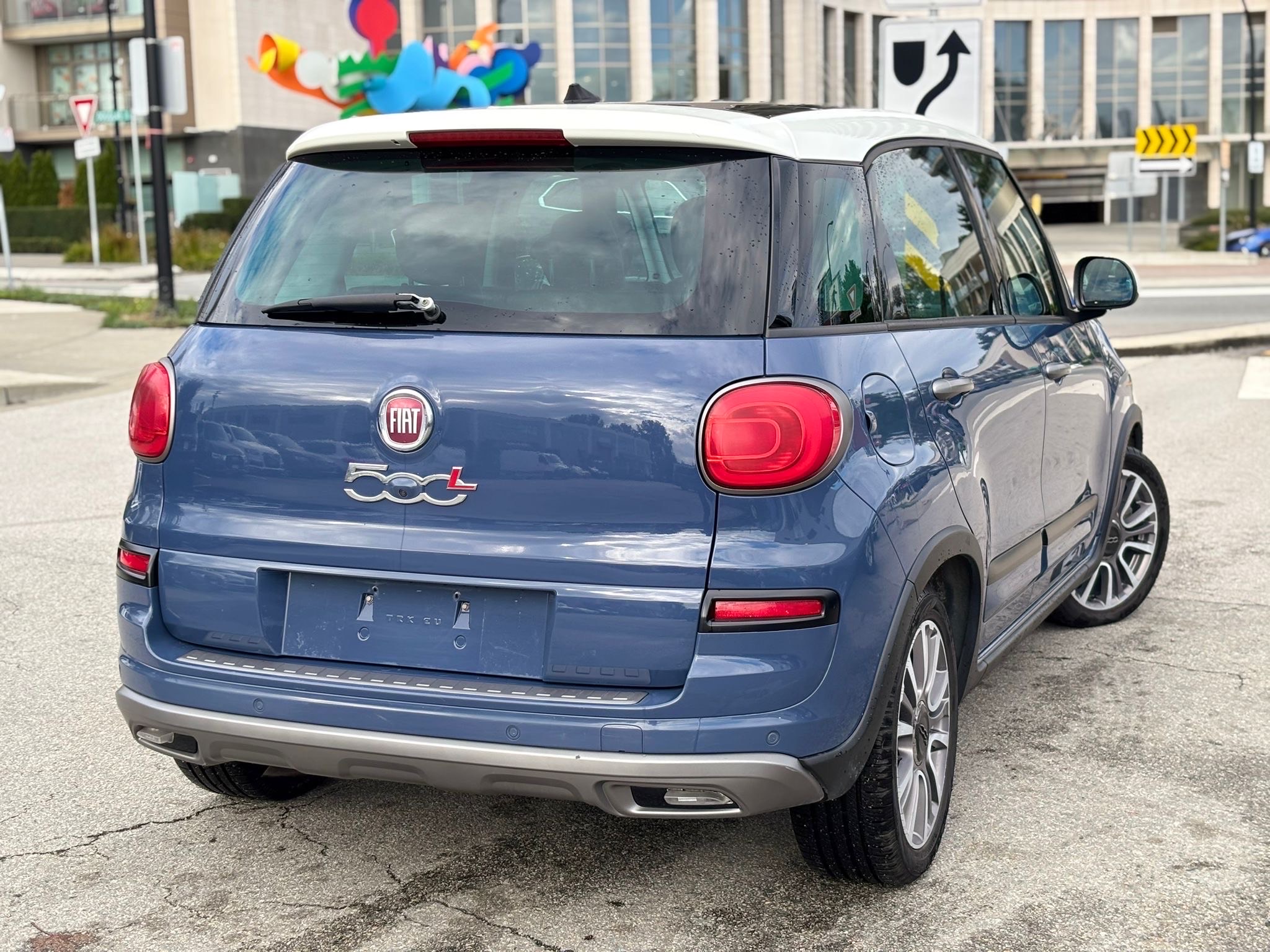 /canwestautoinc/2019-FIAT-500L-7054965372586366.jpg