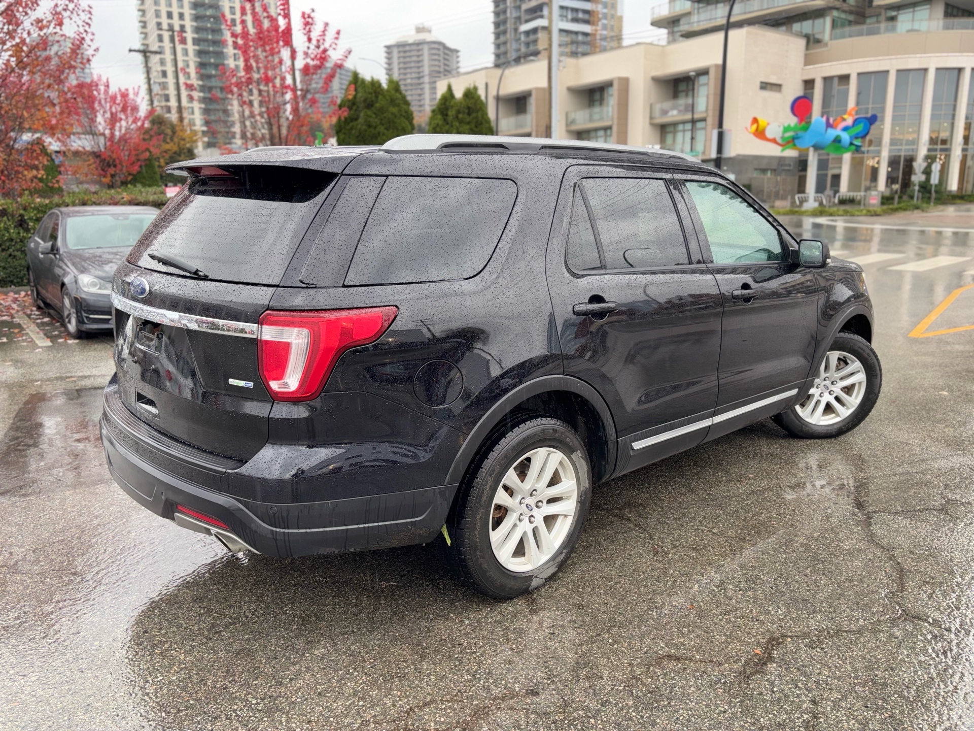 /canwestautoinc/2019-Ford-Explorer-5332610060294218.jpg
