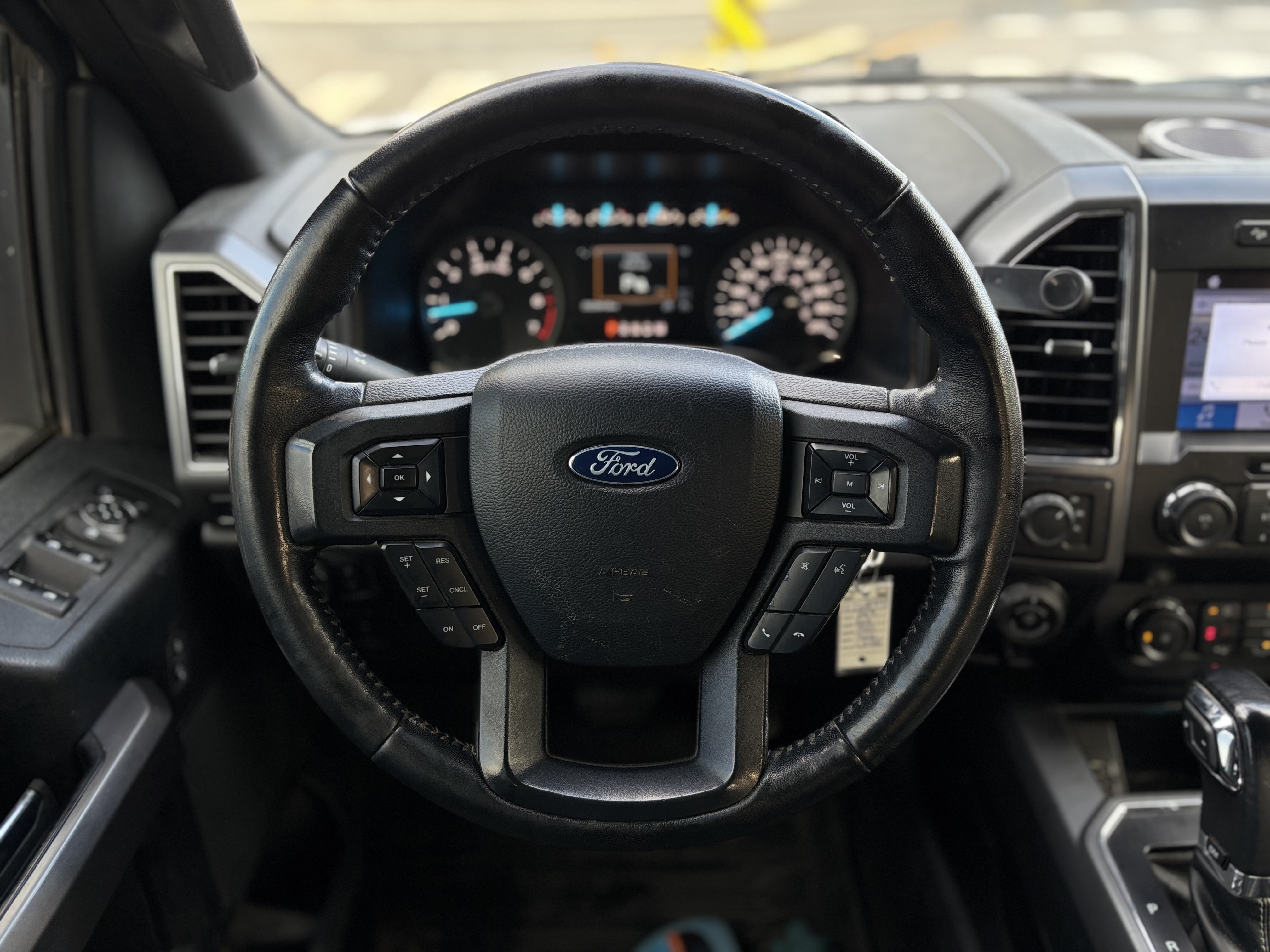 /canwestautoinc/2019-Ford-F-150-06917940500479691.jpg