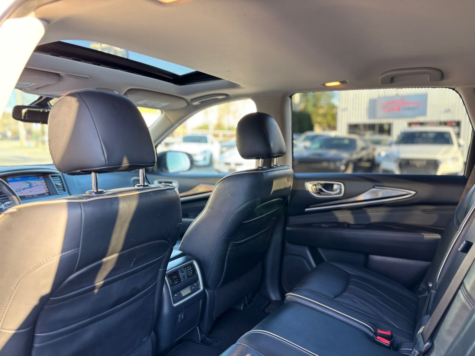 /canwestautoinc/2019-Infiniti-QX60-40348154484677035.jpg