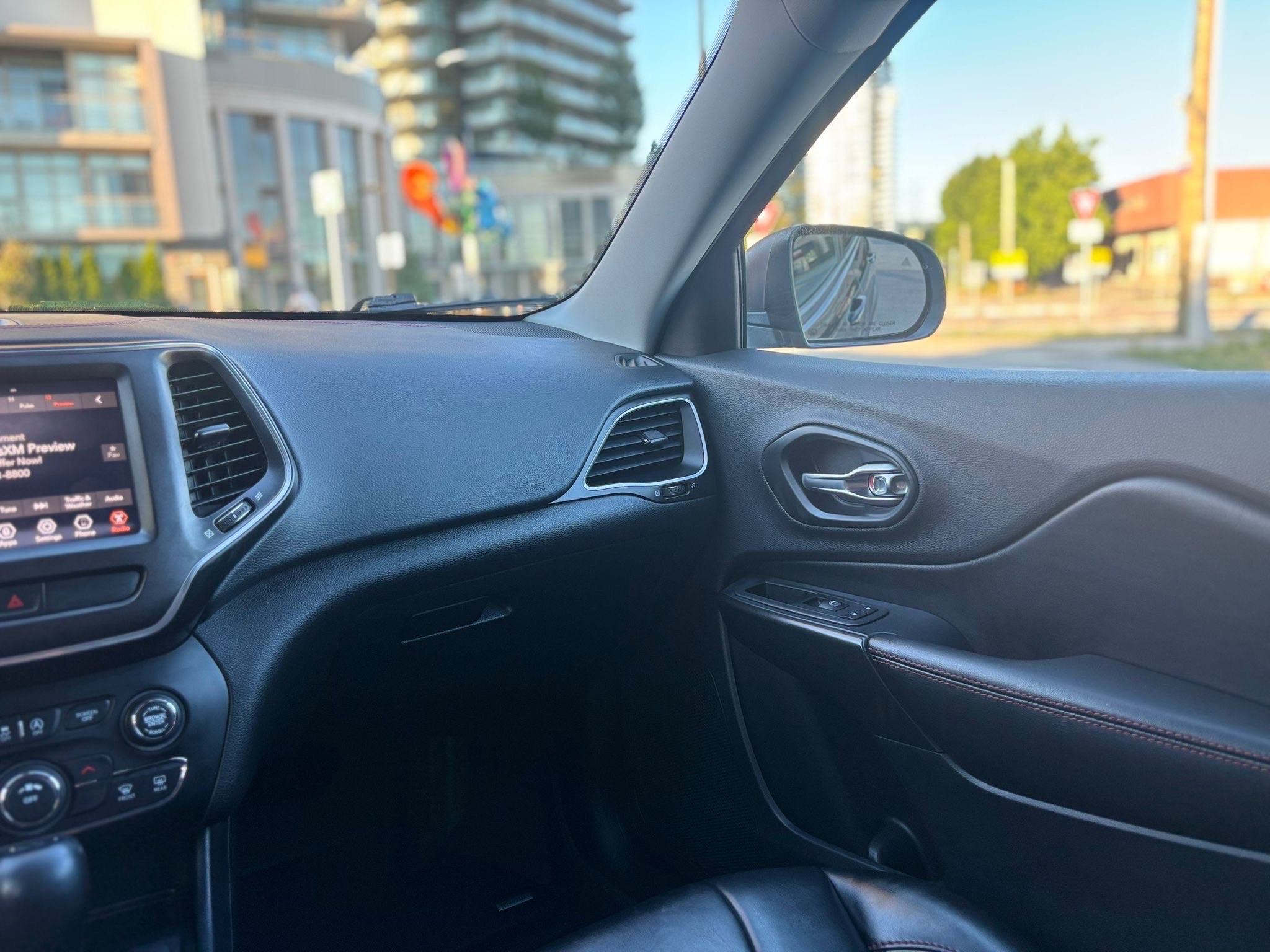 /canwestautoinc/2019-Jeep-Cherokee-31378255254048604.jpg