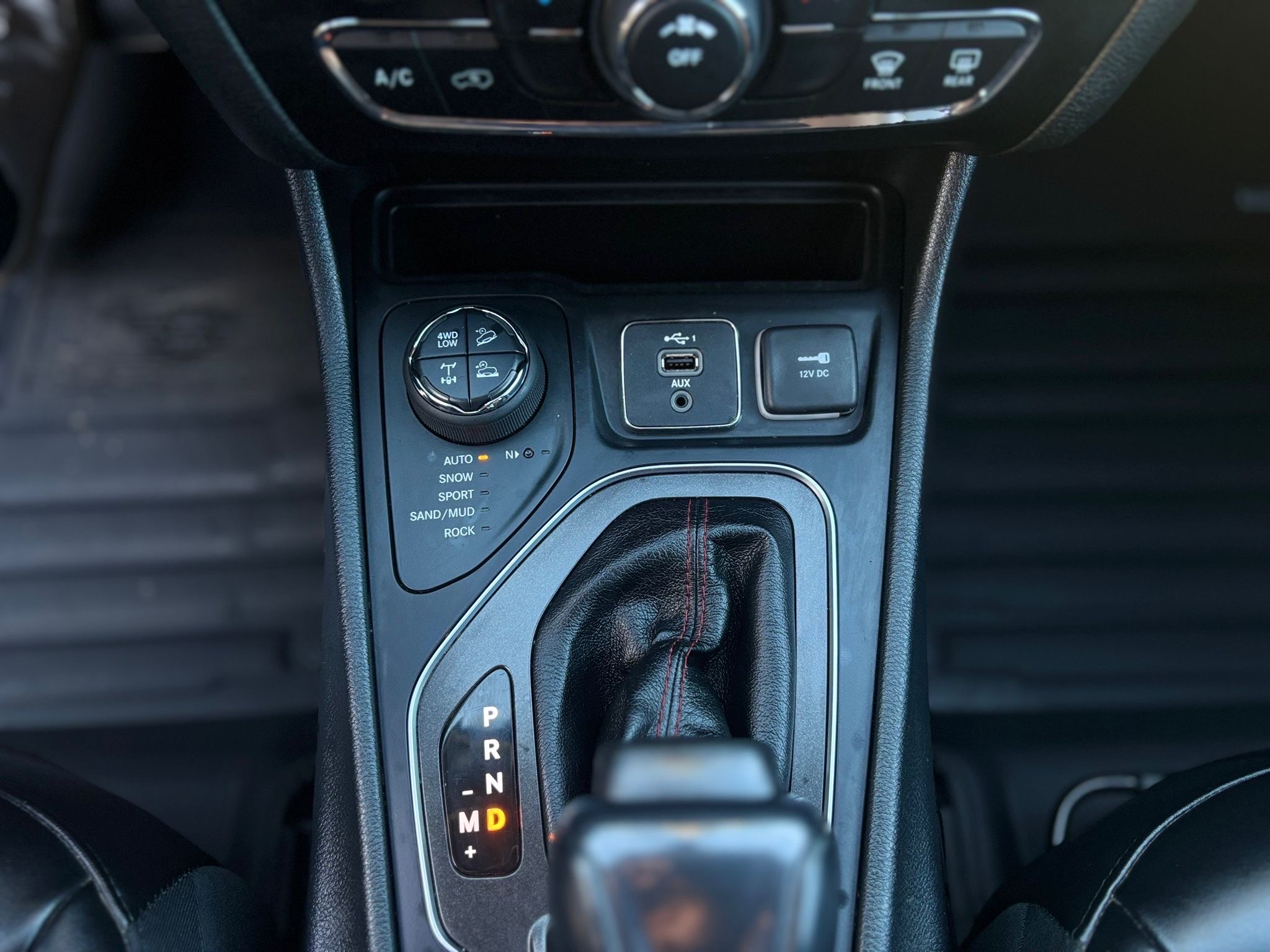 /canwestautoinc/2019-Jeep-Cherokee-6895956372236913.jpg