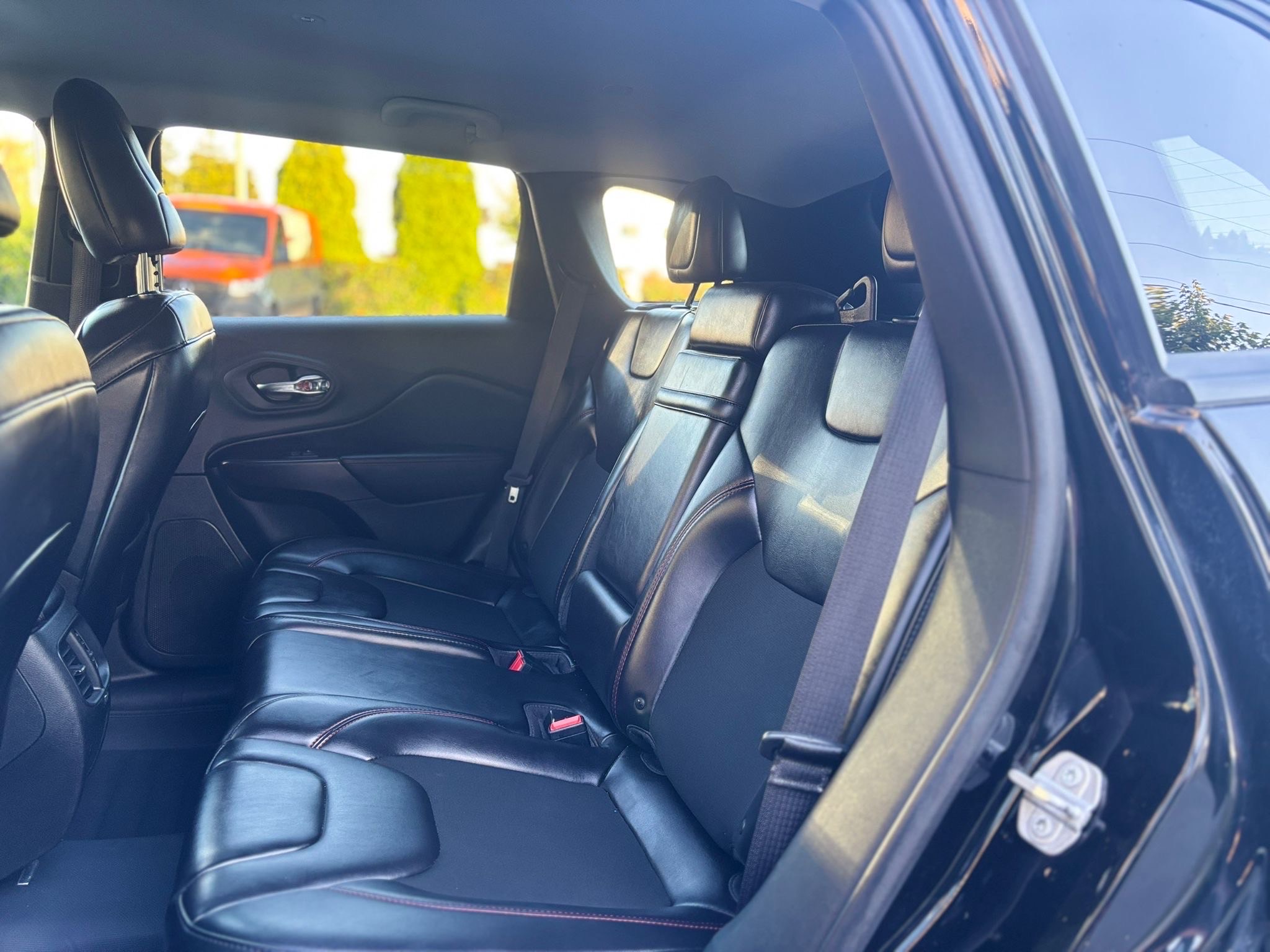 /canwestautoinc/2019-Jeep-Cherokee-9228292105844718.jpg