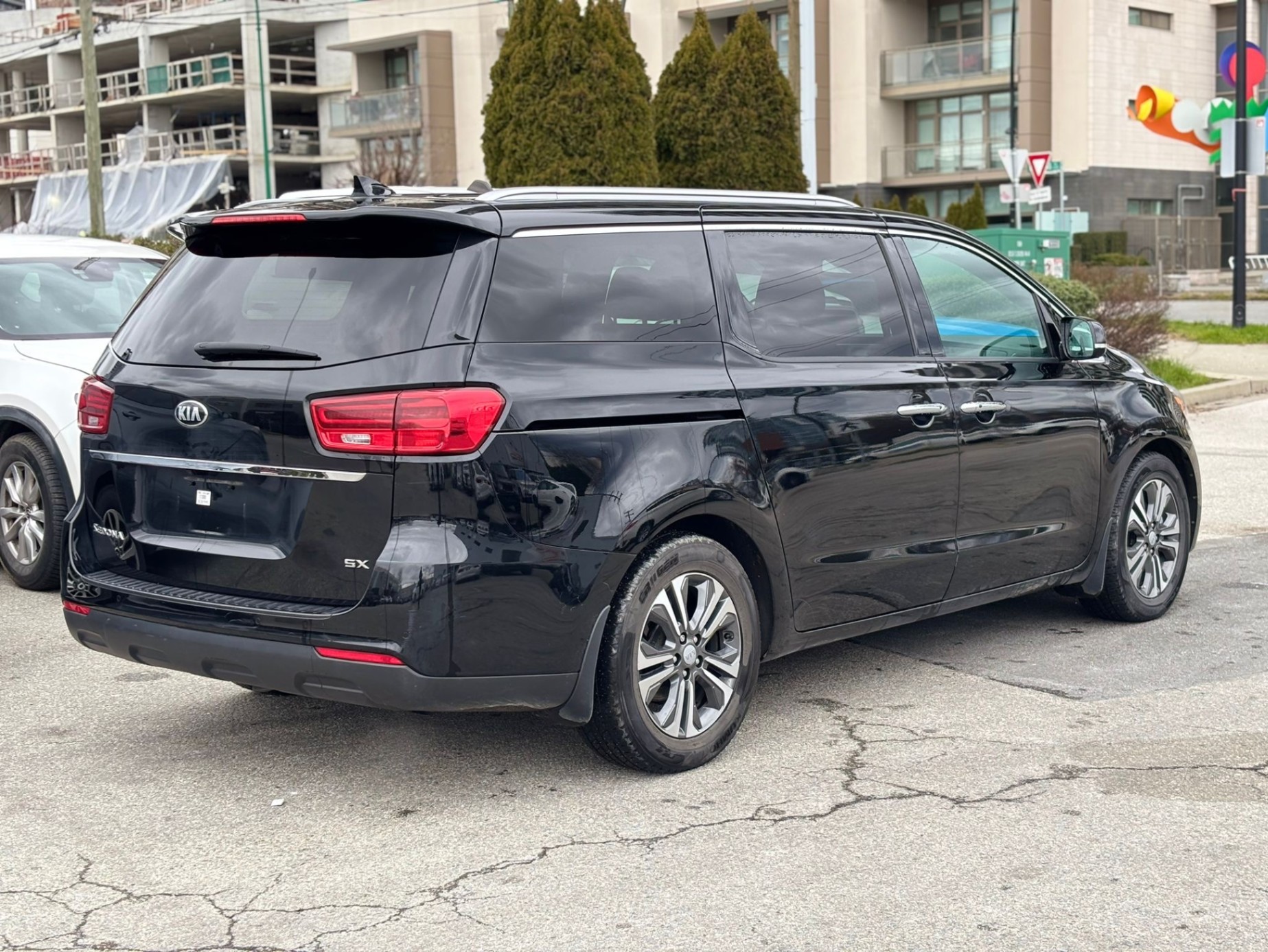 /canwestautoinc/2019-Kia-Sedona-6467396033061794.jpg