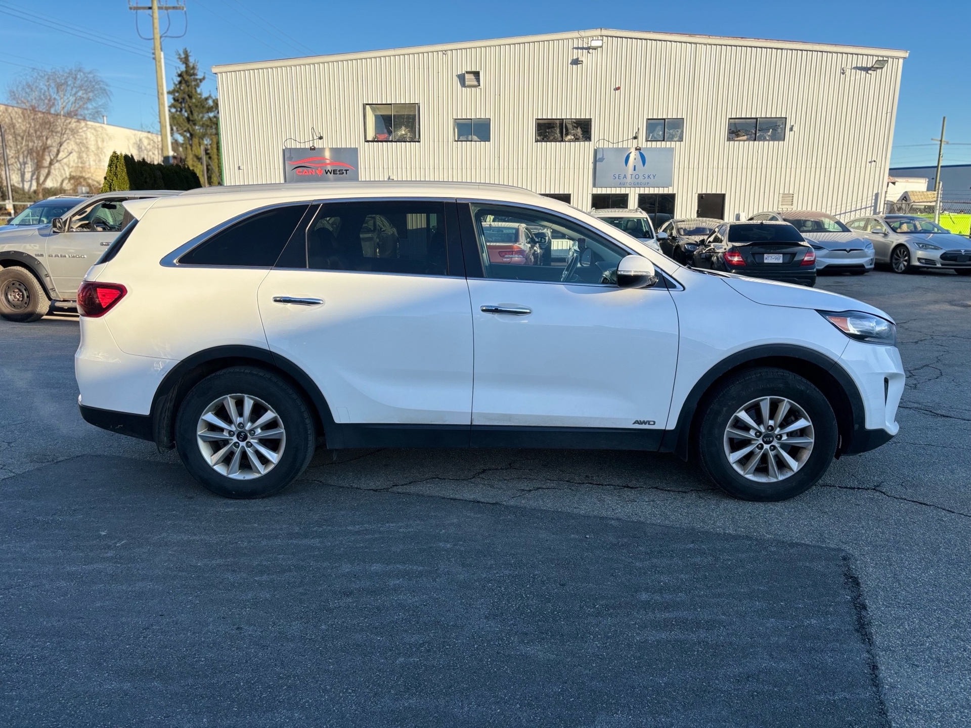 /canwestautoinc/2019-Kia-Sorento-07718469290175789.jpg