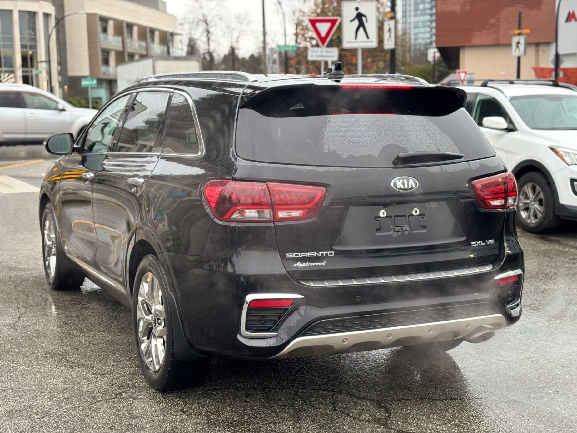 /canwestautoinc/2019-Kia-Sorento-10757683921403527.jpg