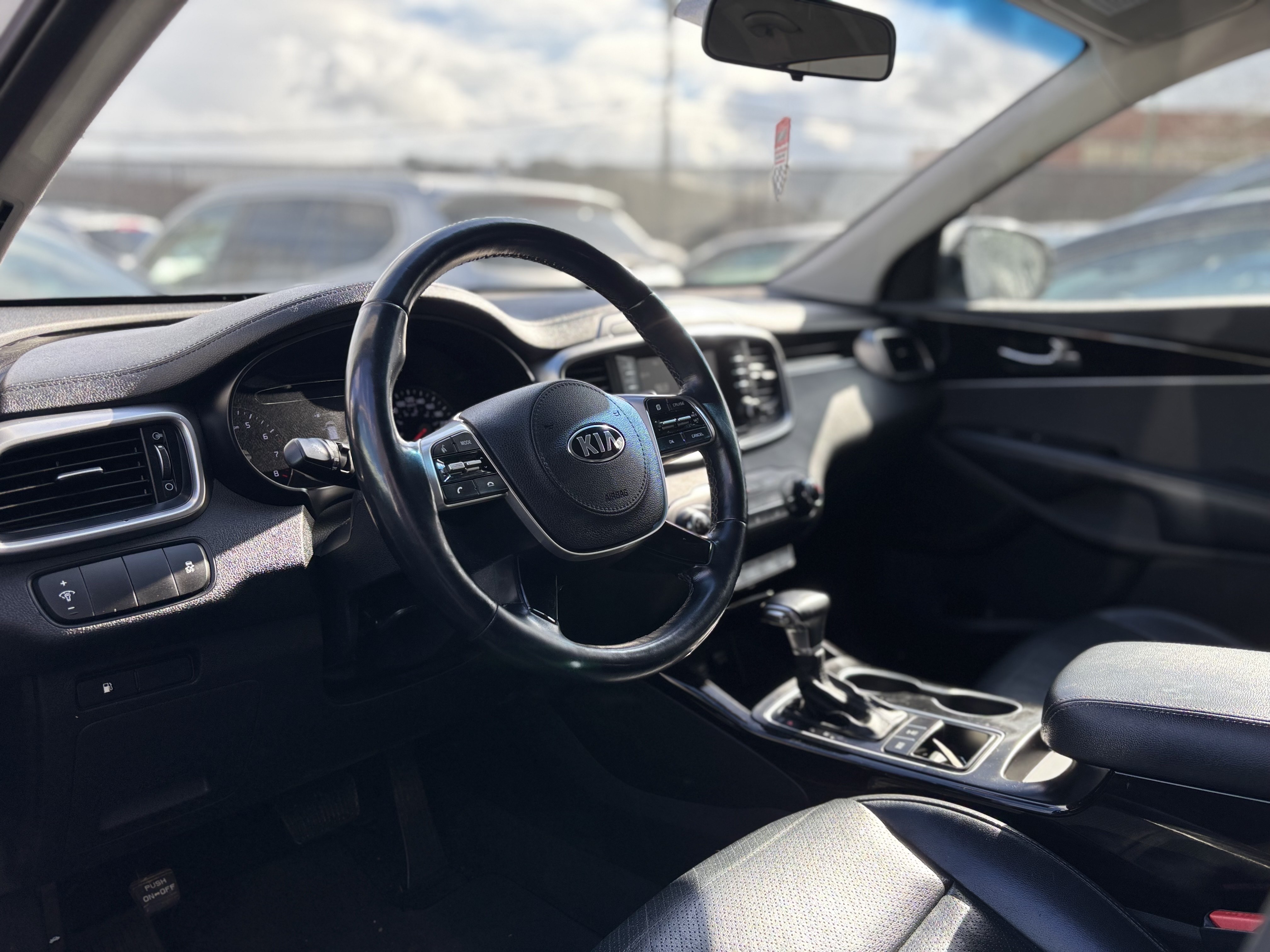/canwestautoinc/2019-Kia-Sorento-11616222986749847.jpg