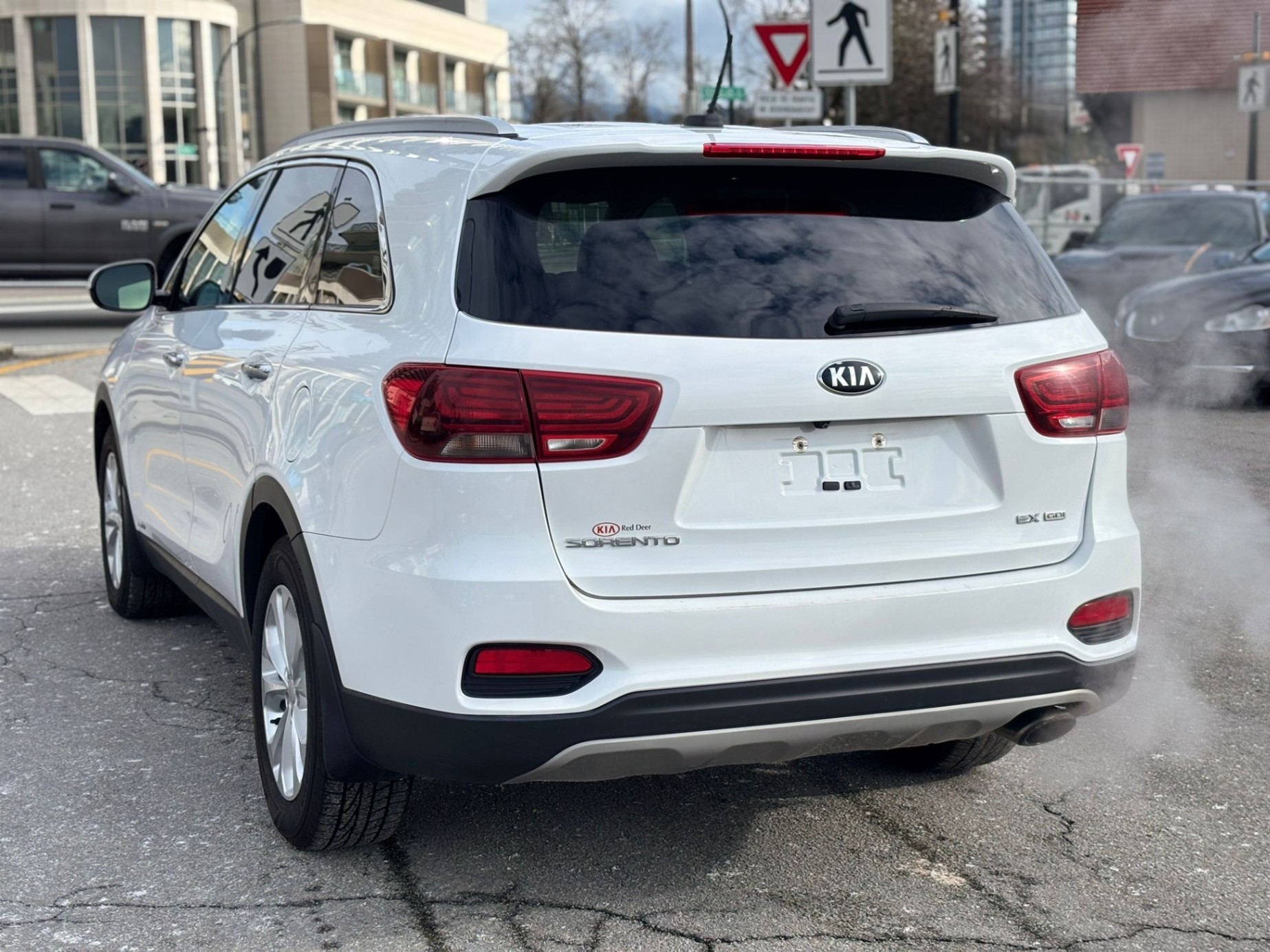 /canwestautoinc/2019-Kia-Sorento-30407126776541427.jpg