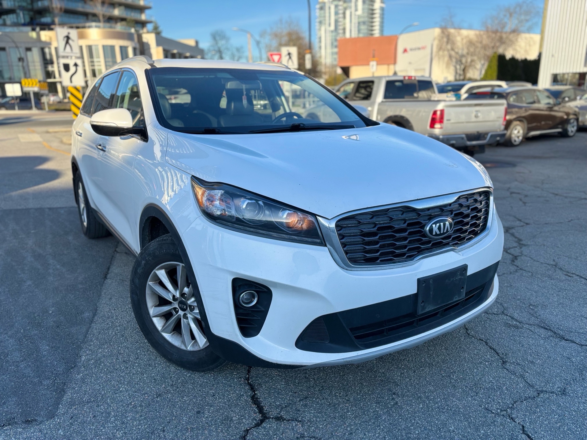 /canwestautoinc/2019-Kia-Sorento-4319198375876905.jpg