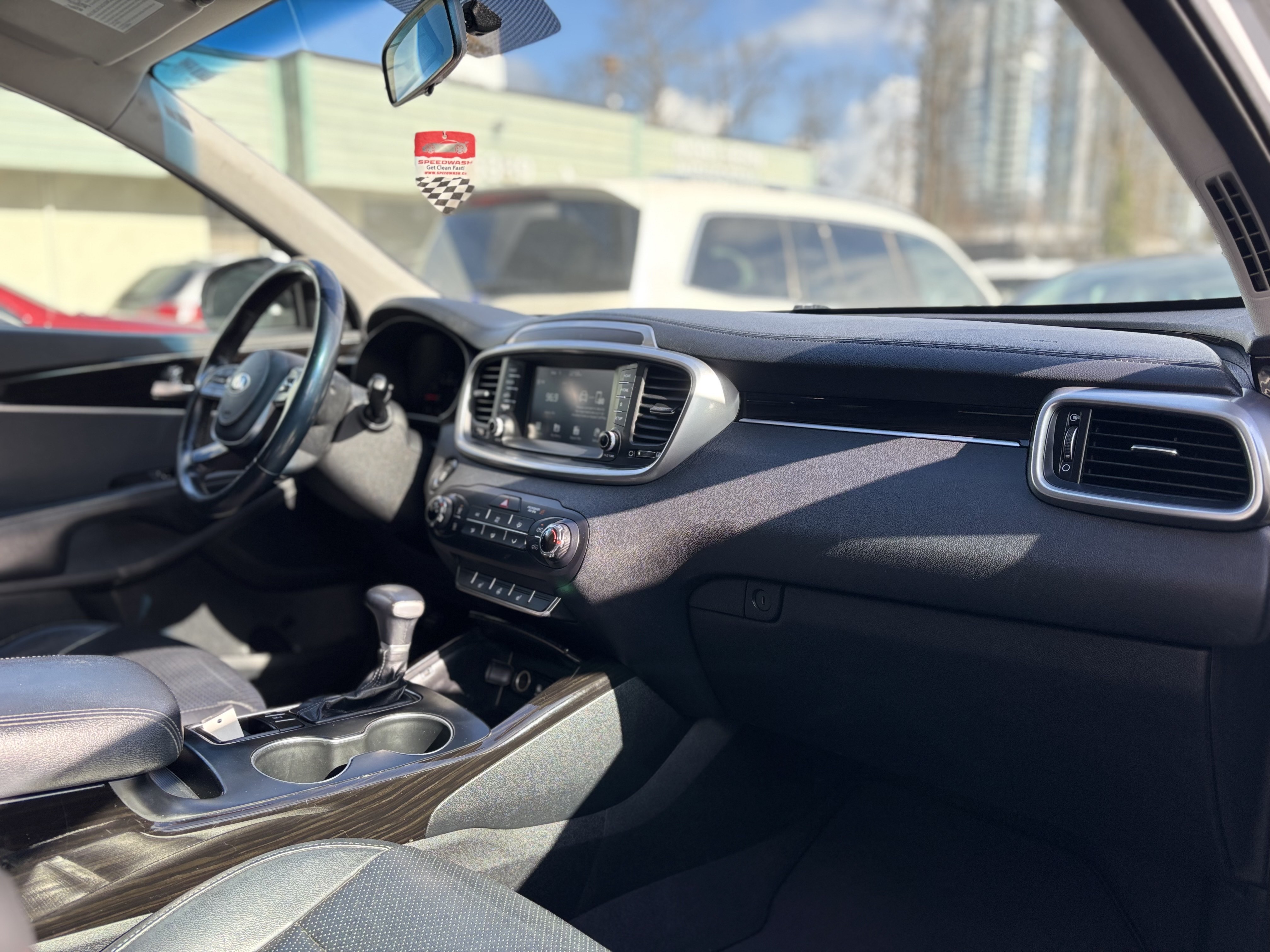 /canwestautoinc/2019-Kia-Sorento-46714669900590033.jpg