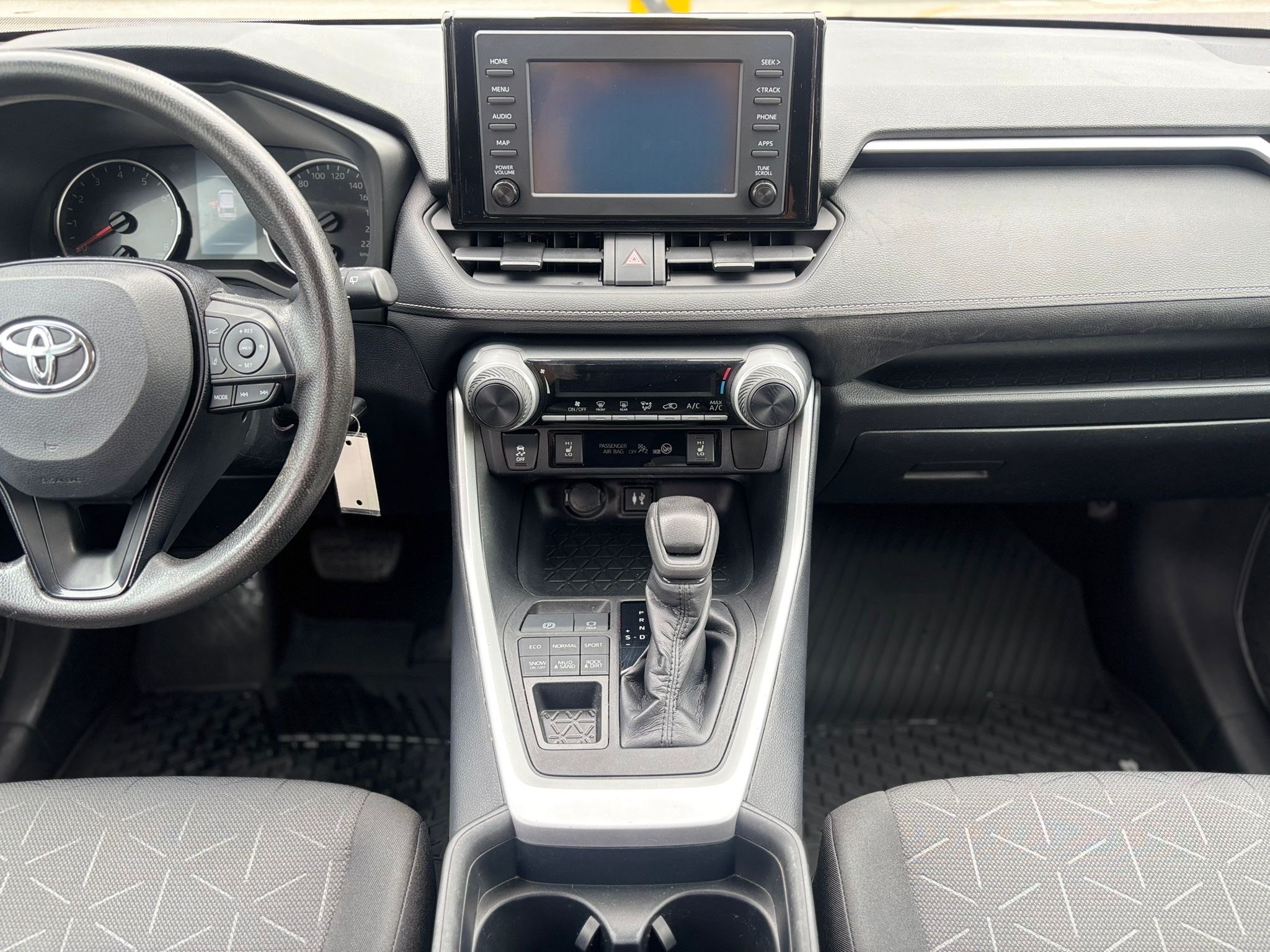 /canwestautoinc/2019-Toyota-RAV4-5671187248939058.jpg