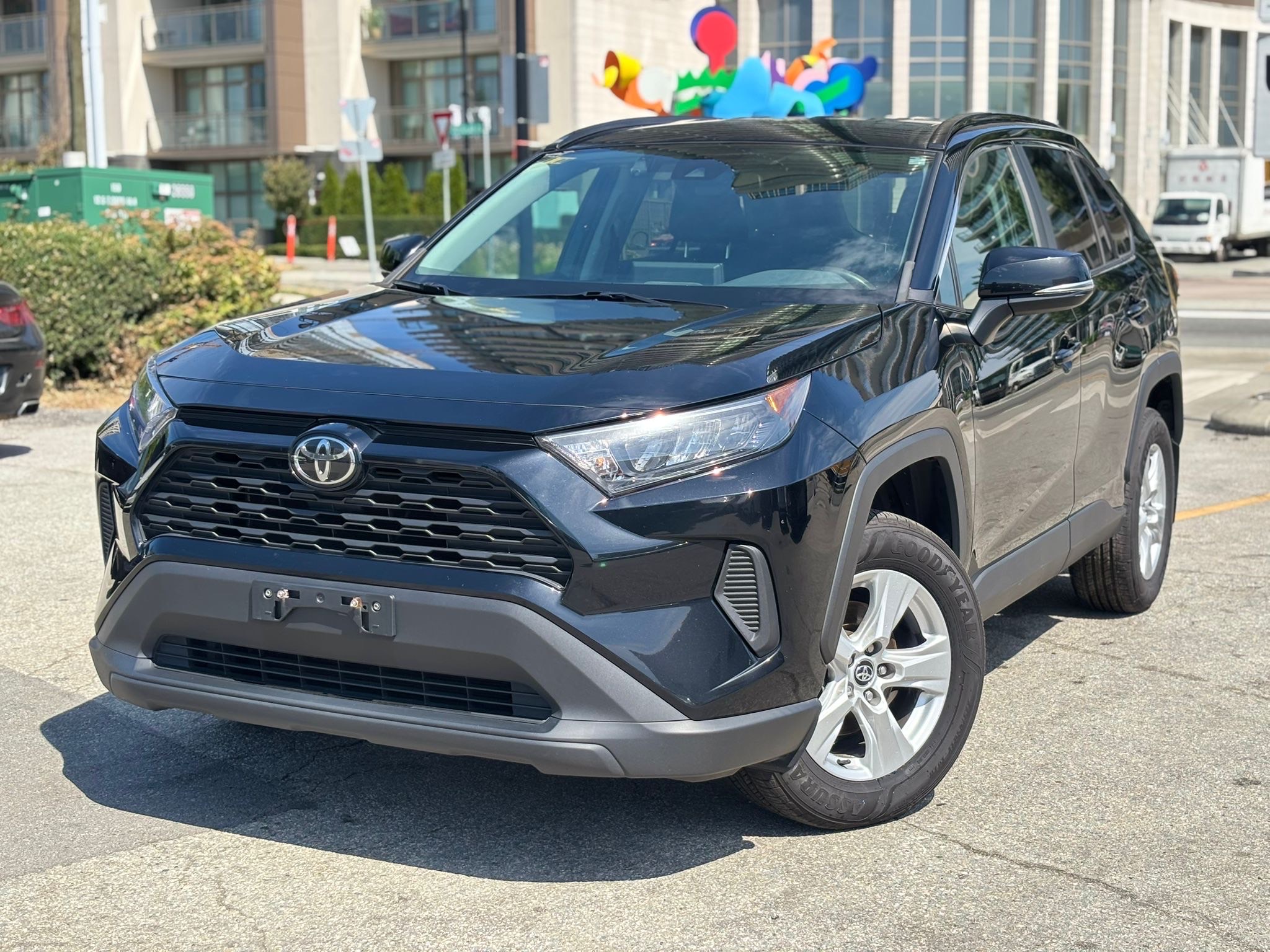/canwestautoinc/2019-Toyota-RAV4-6471908203056447.jpg