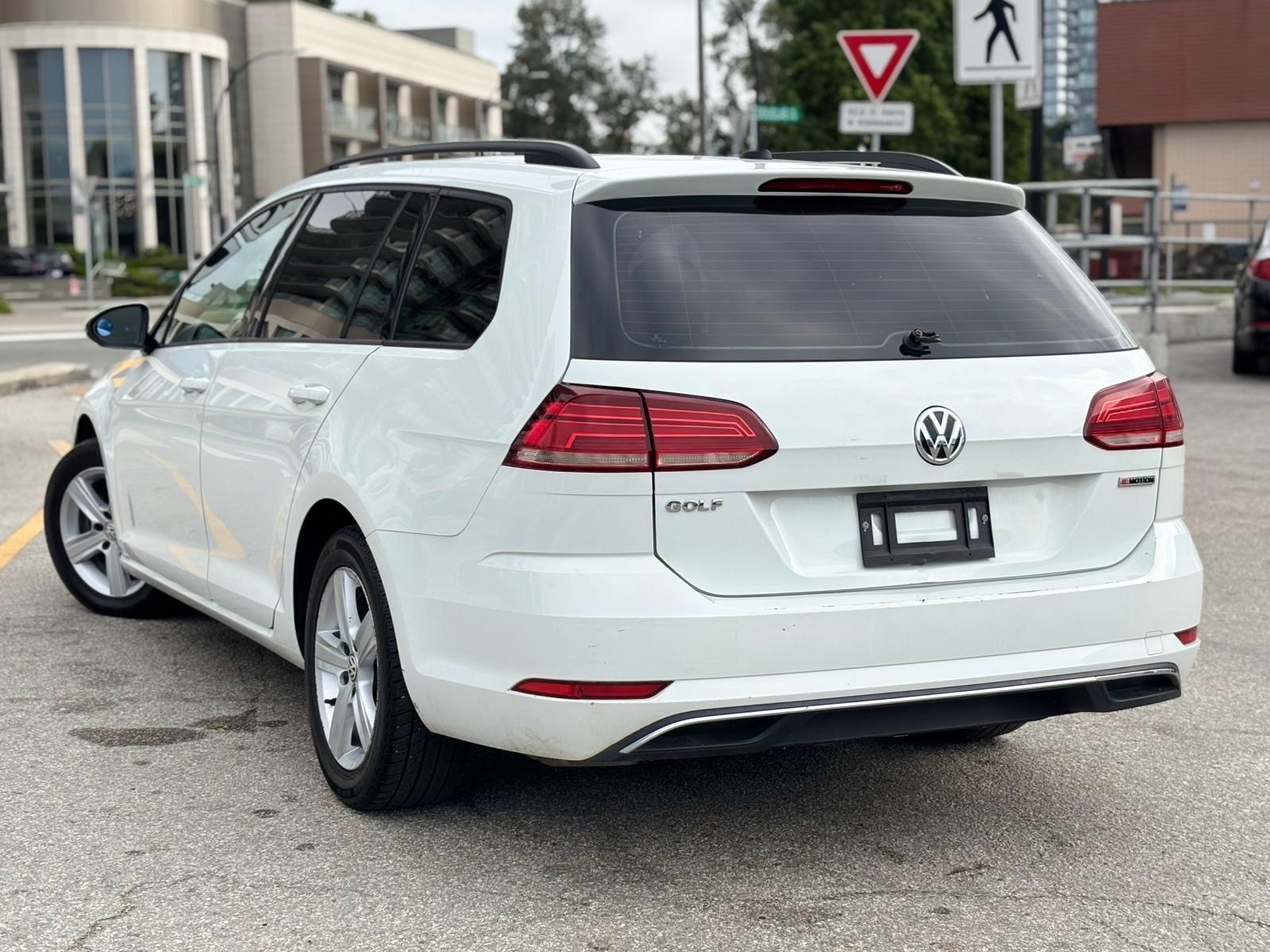 /canwestautoinc/2019-Volkswagen-GolfSportWagen-1335171651463165.jpg
