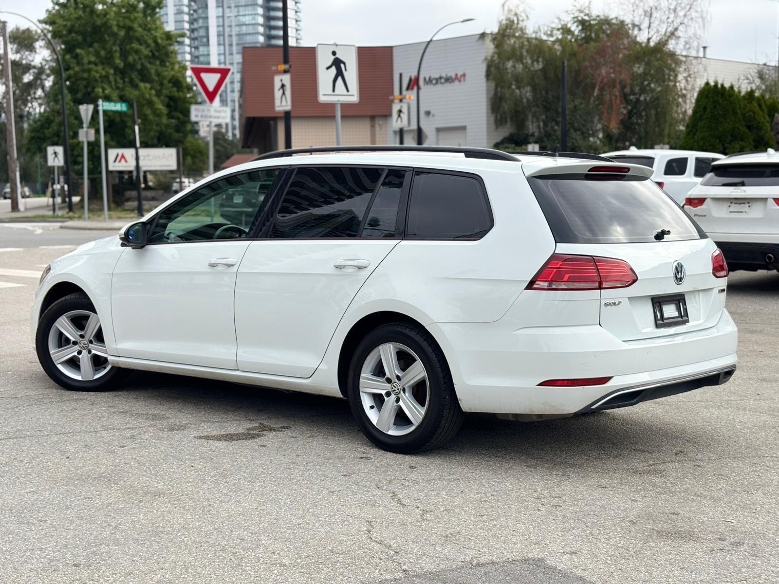 /canwestautoinc/2019-Volkswagen-GolfSportWagen-3622708123328575.jpg
