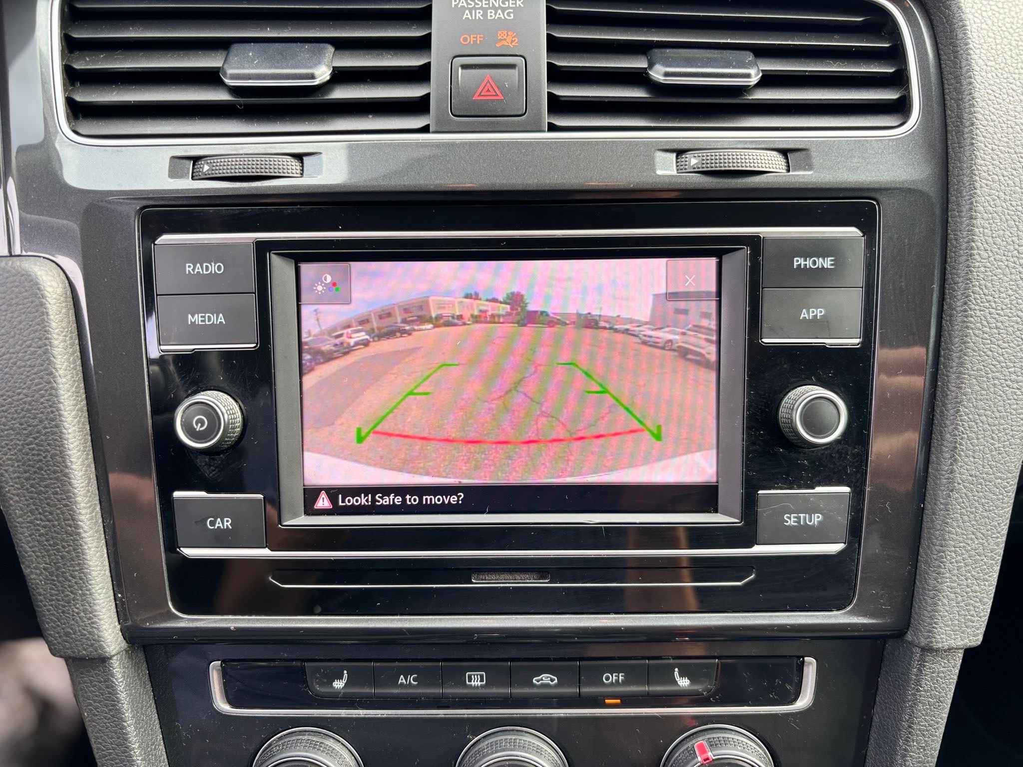 /canwestautoinc/2019-Volkswagen-GolfSportWagen-3748808695444139.jpg