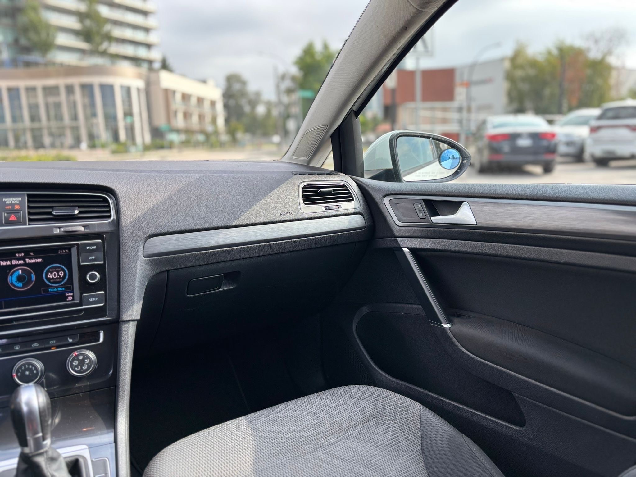 /canwestautoinc/2019-Volkswagen-GolfSportWagen-7296310035593949.jpg