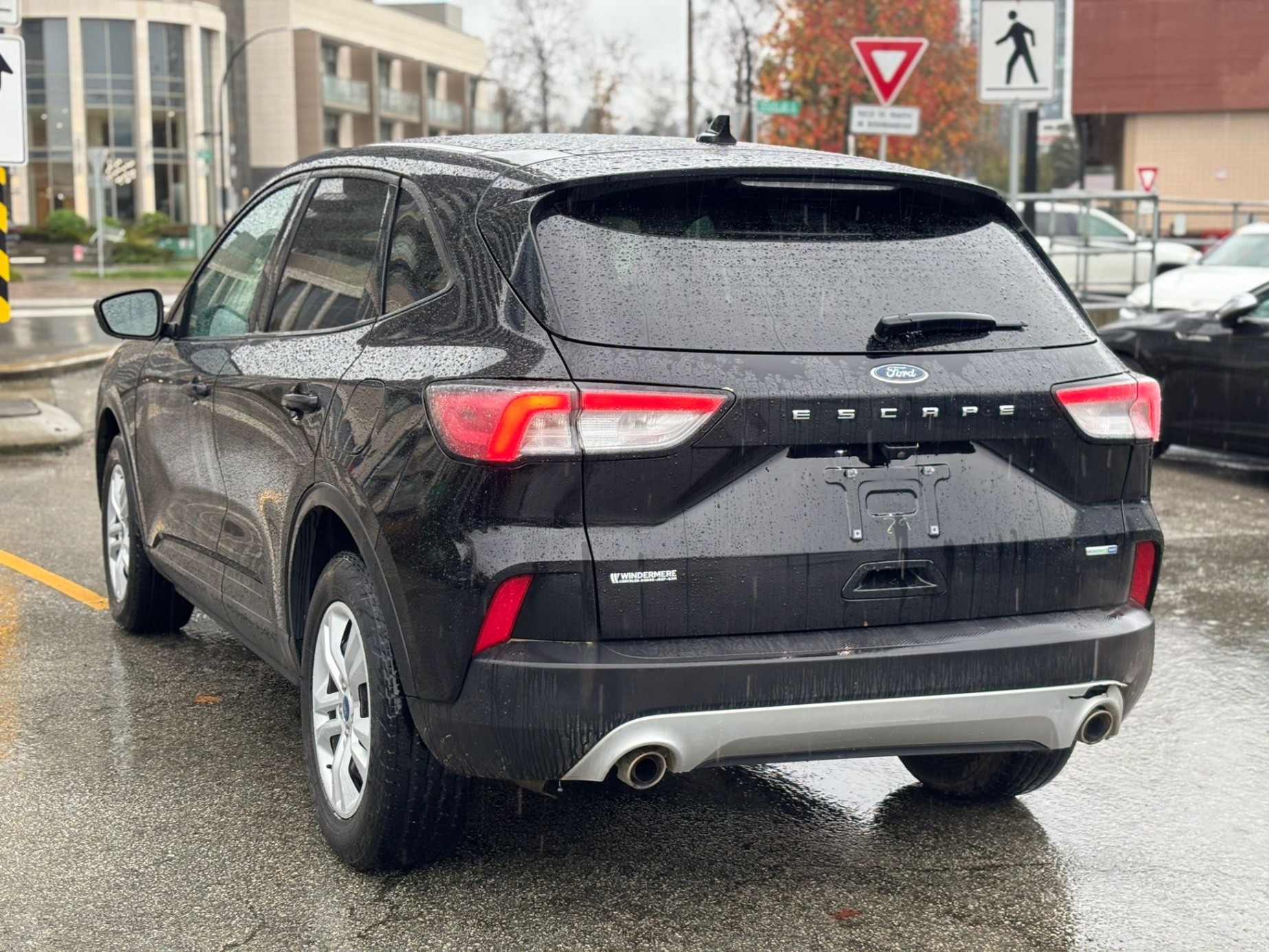 /canwestautoinc/2020-Ford-Escape-7596698968926159.jpg