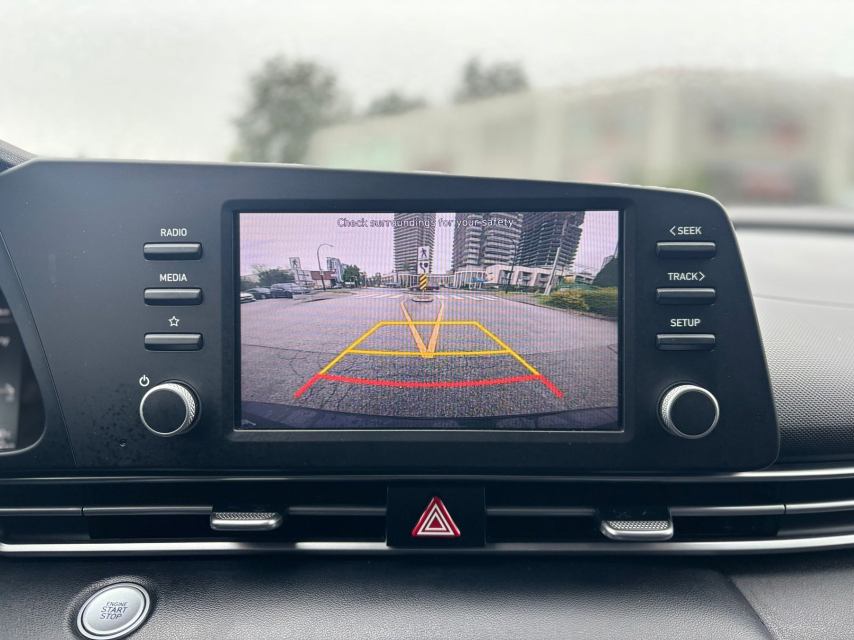 /canwestautoinc/2021-Hyundai-Elantra-10493083077362475.jpg