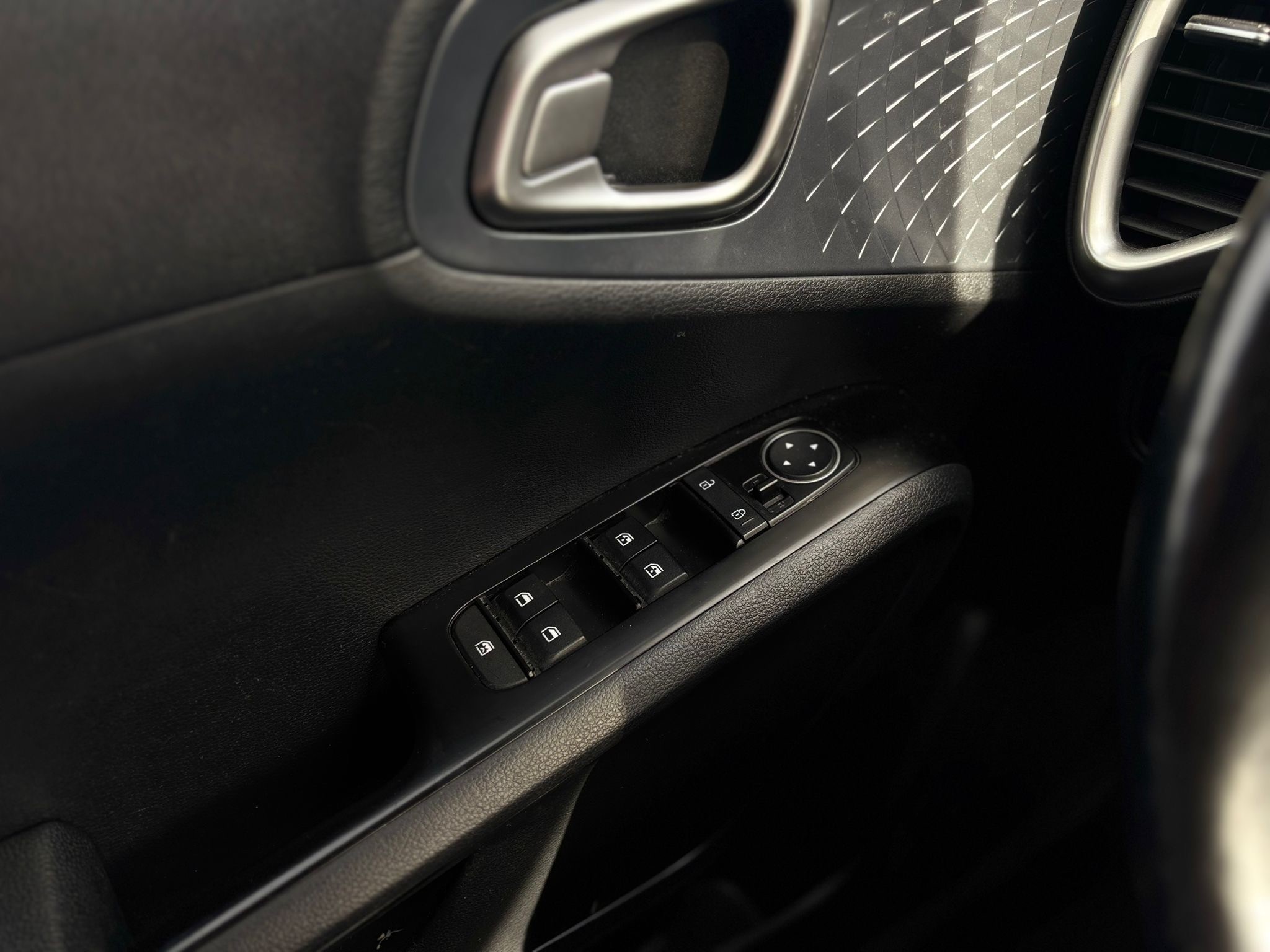 /canwestautoinc/2021-Kia-Soul-7828607068774716.jpg