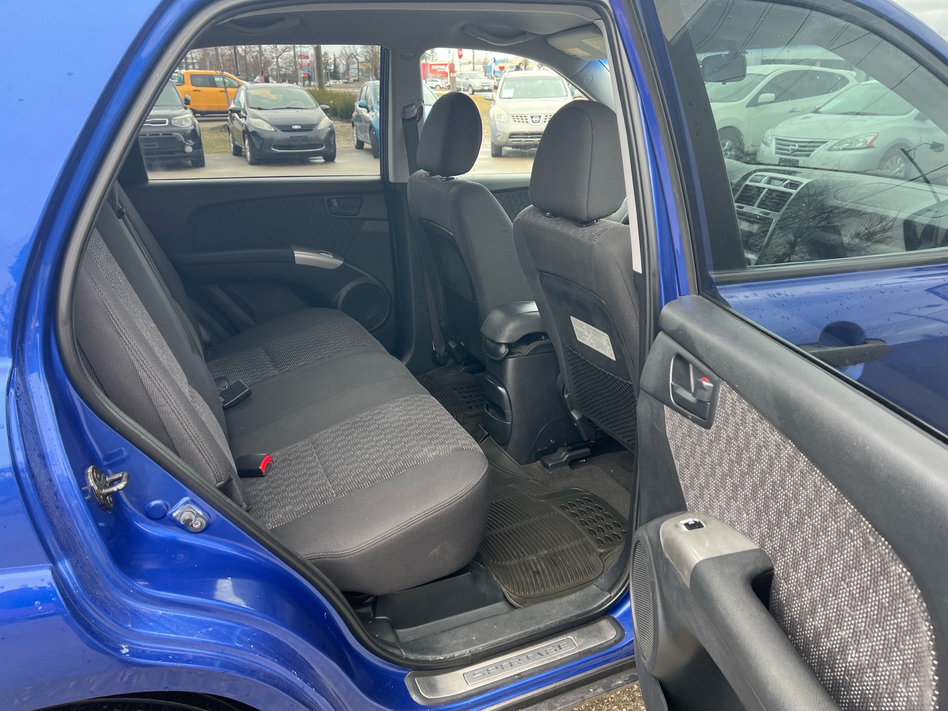 /carage/2006-Kia-Sportage-3054466134455789.jpg