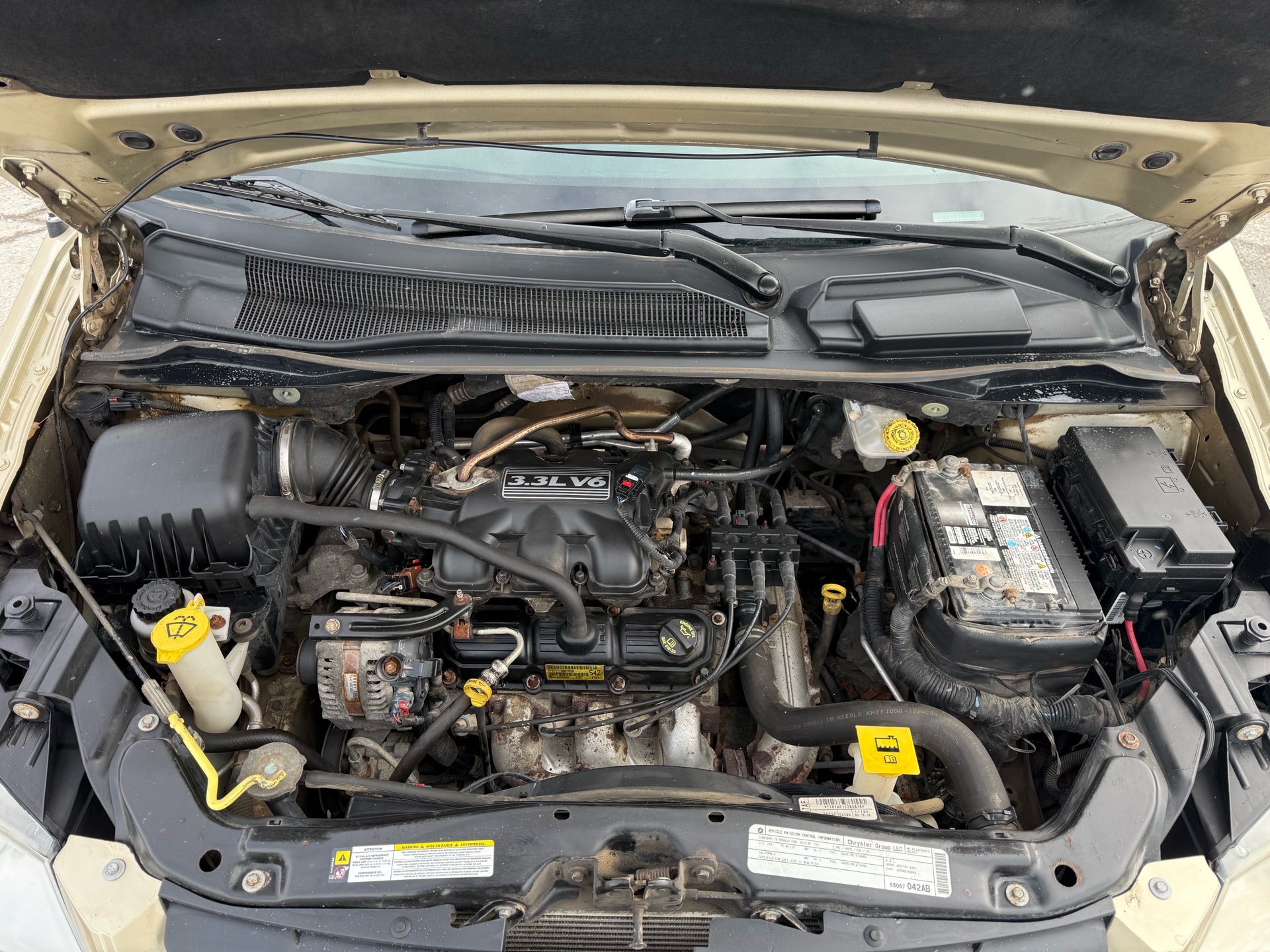 /carage/2010-Dodge-GrandCaravan-9335509001311109.jpg