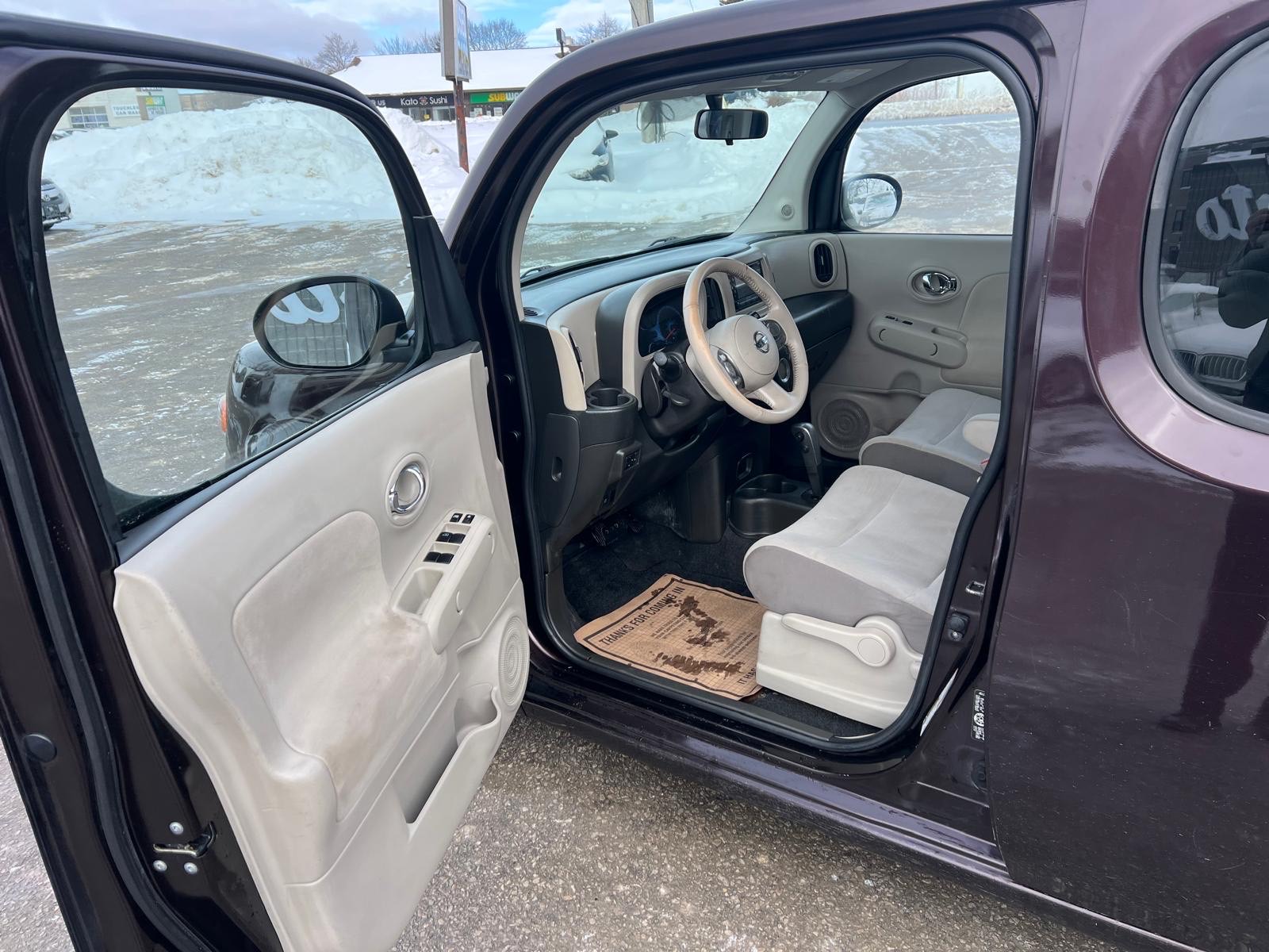 /carage/2010-Nissan-Cube-13751570373412236.jpg
