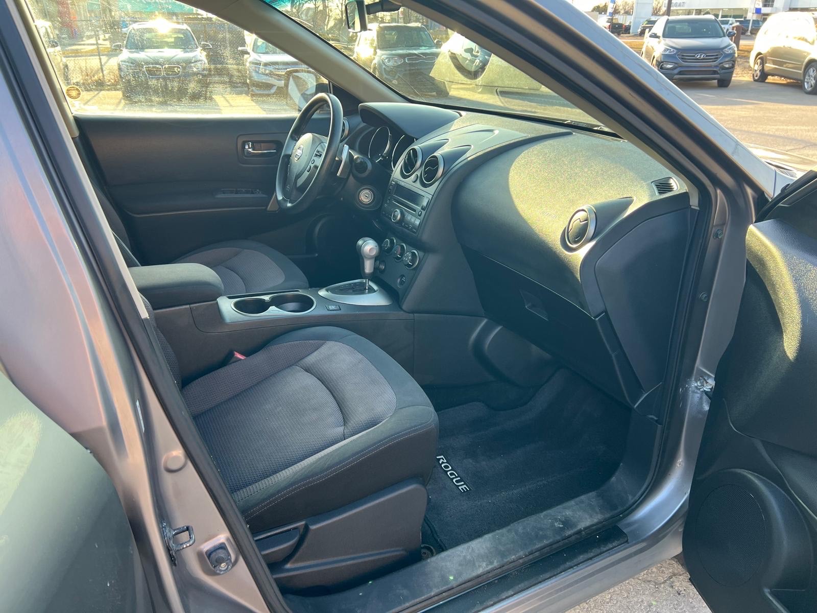 /carage/2010-Nissan-Rogue-2629902977582763.jpg