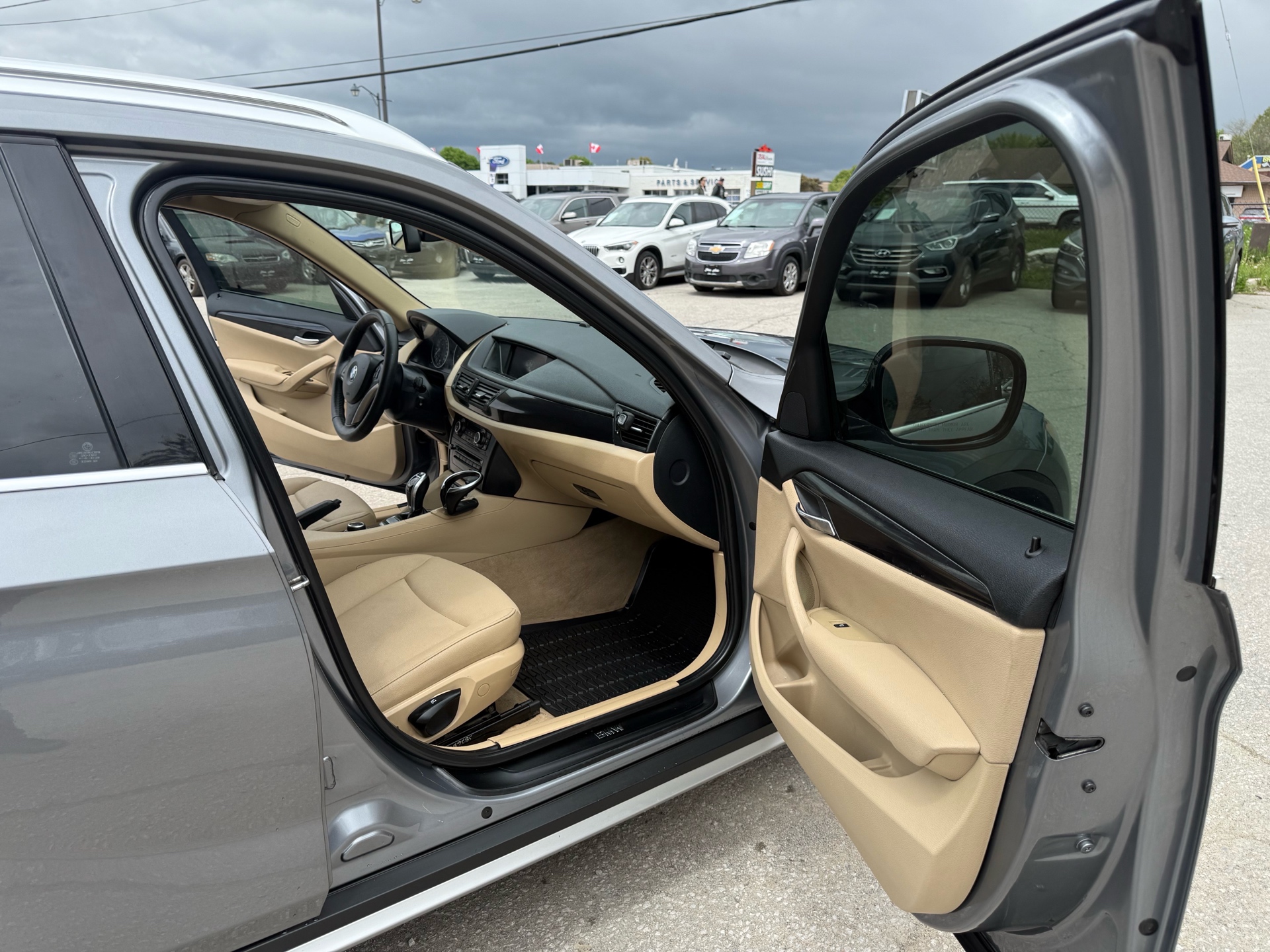/carage/2012-BMW-X1-025810745086605413.jpg