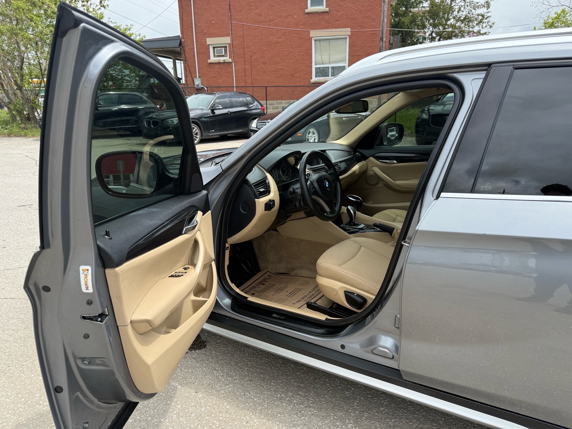 /carage/2012-BMW-X1-3896959926996091.jpg